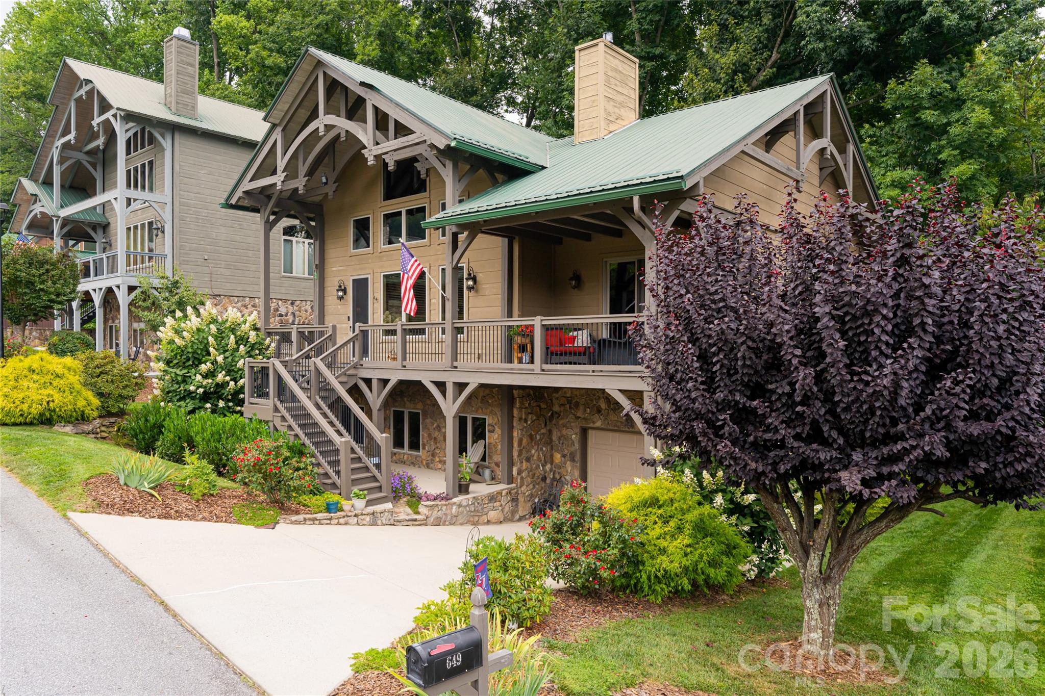 649 Panoramic Loop Property Photo 35