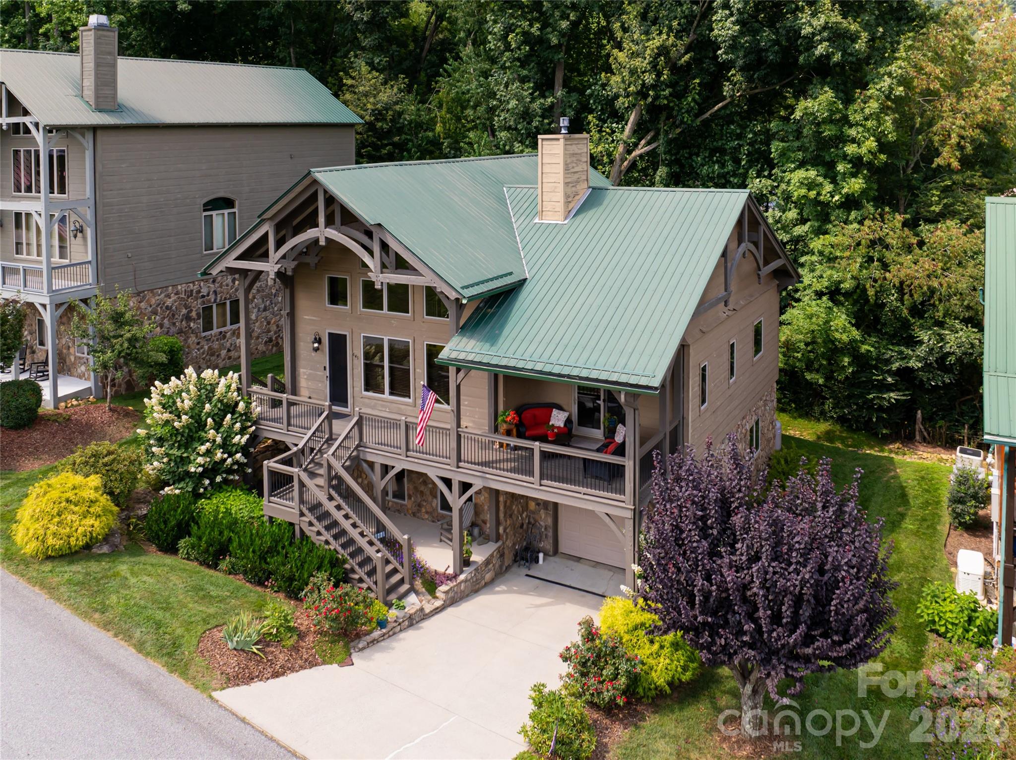 649 Panoramic Loop Property Photo 41