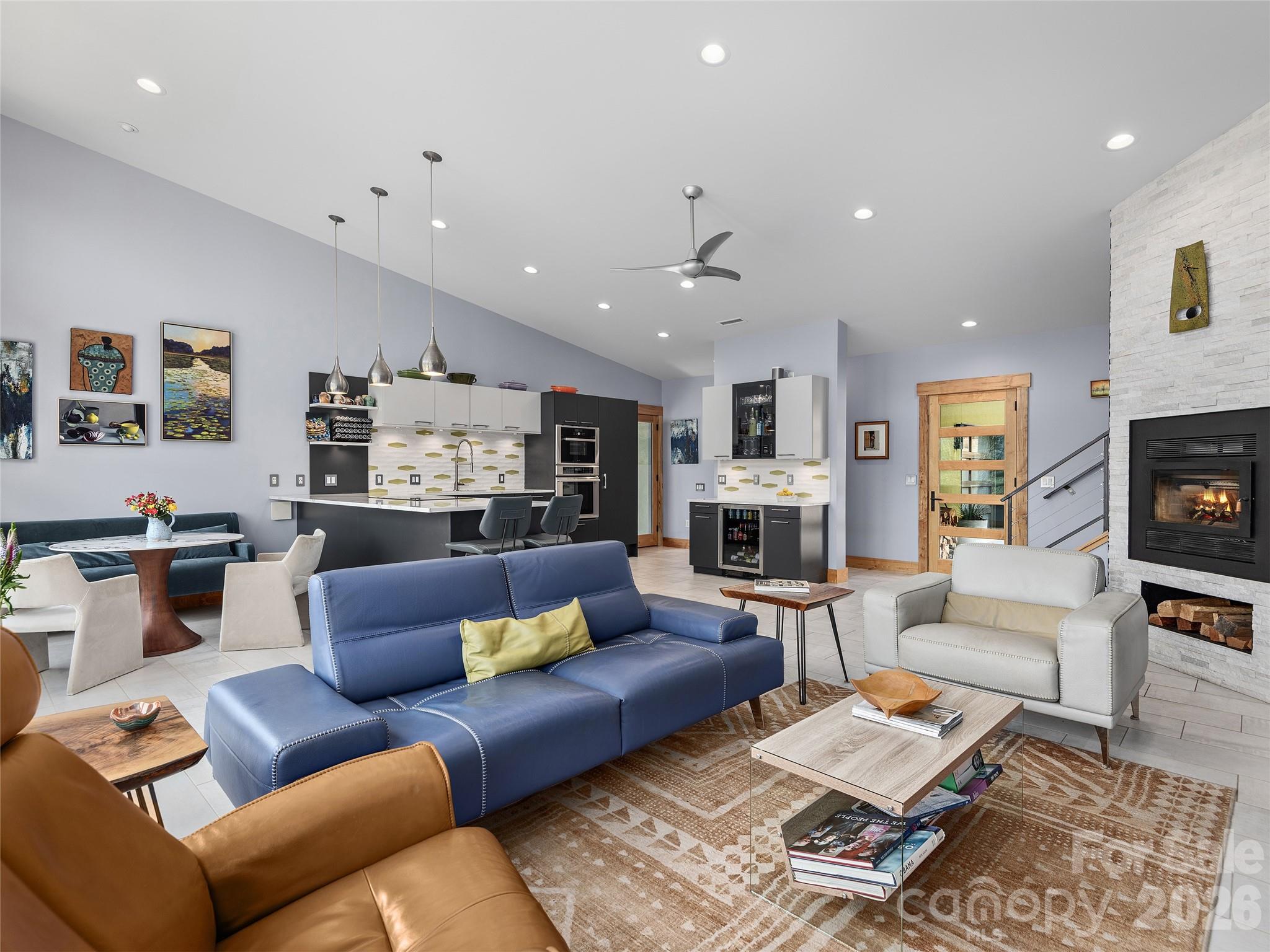 15 Sourwood Lane Property Photo 6