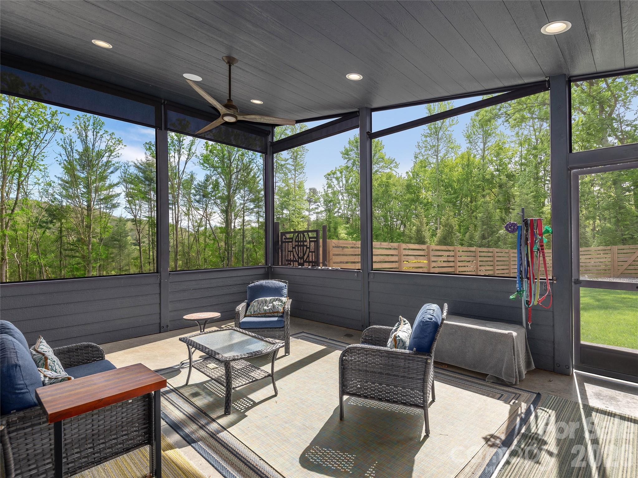 15 Sourwood Lane Property Photo 18