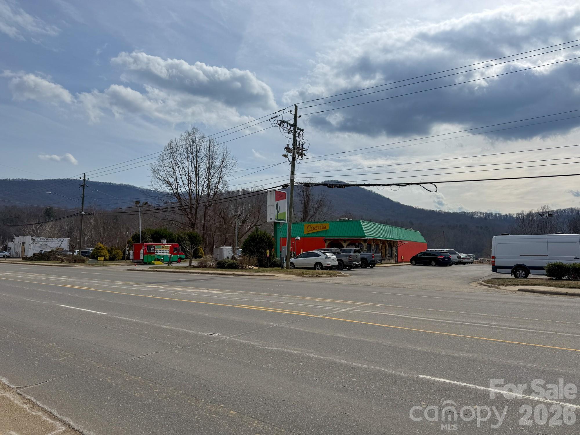 1297 Tunnel Road Property Photo 6