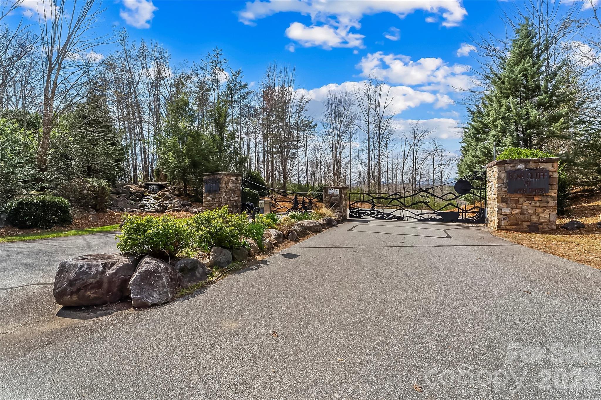 121 Lake Crest Drive Lot 37 & 36 Property Photo 15
