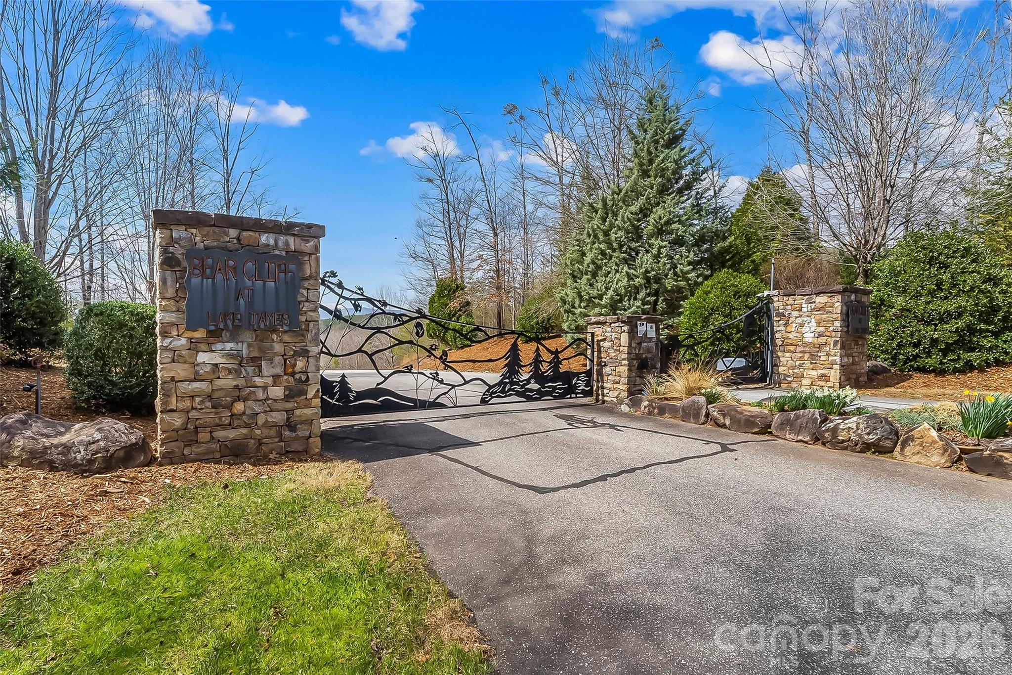 121 Lake Crest Drive Lot 37 & 36 Property Photo 16
