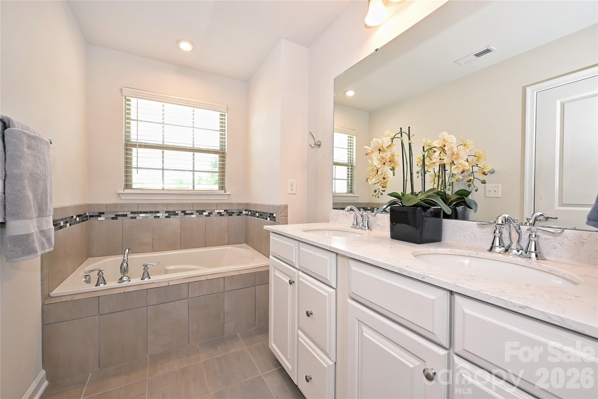 3612 Speer Boulevard Property Photo 12