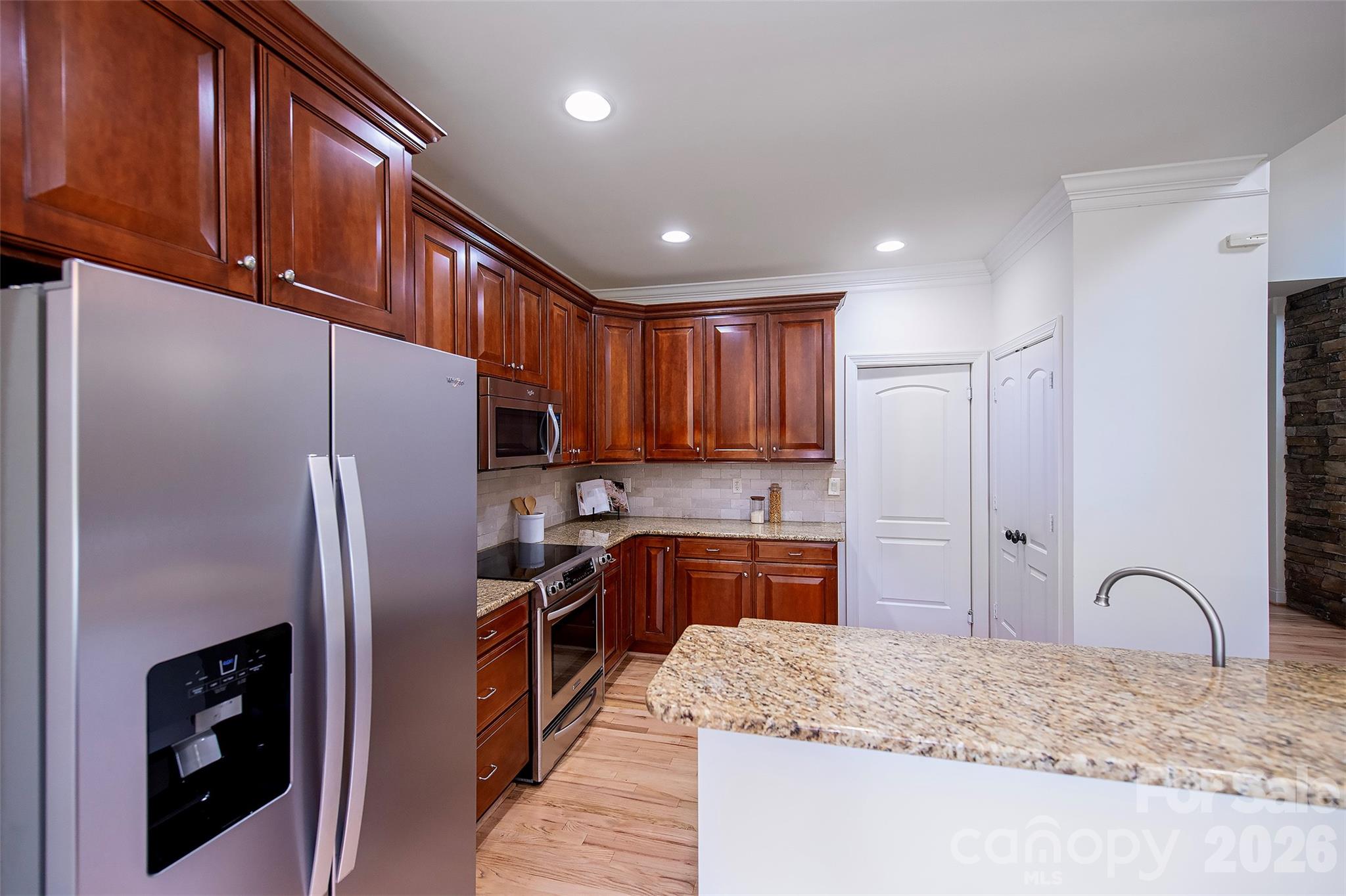 939 Linda Lane Property Photo 11