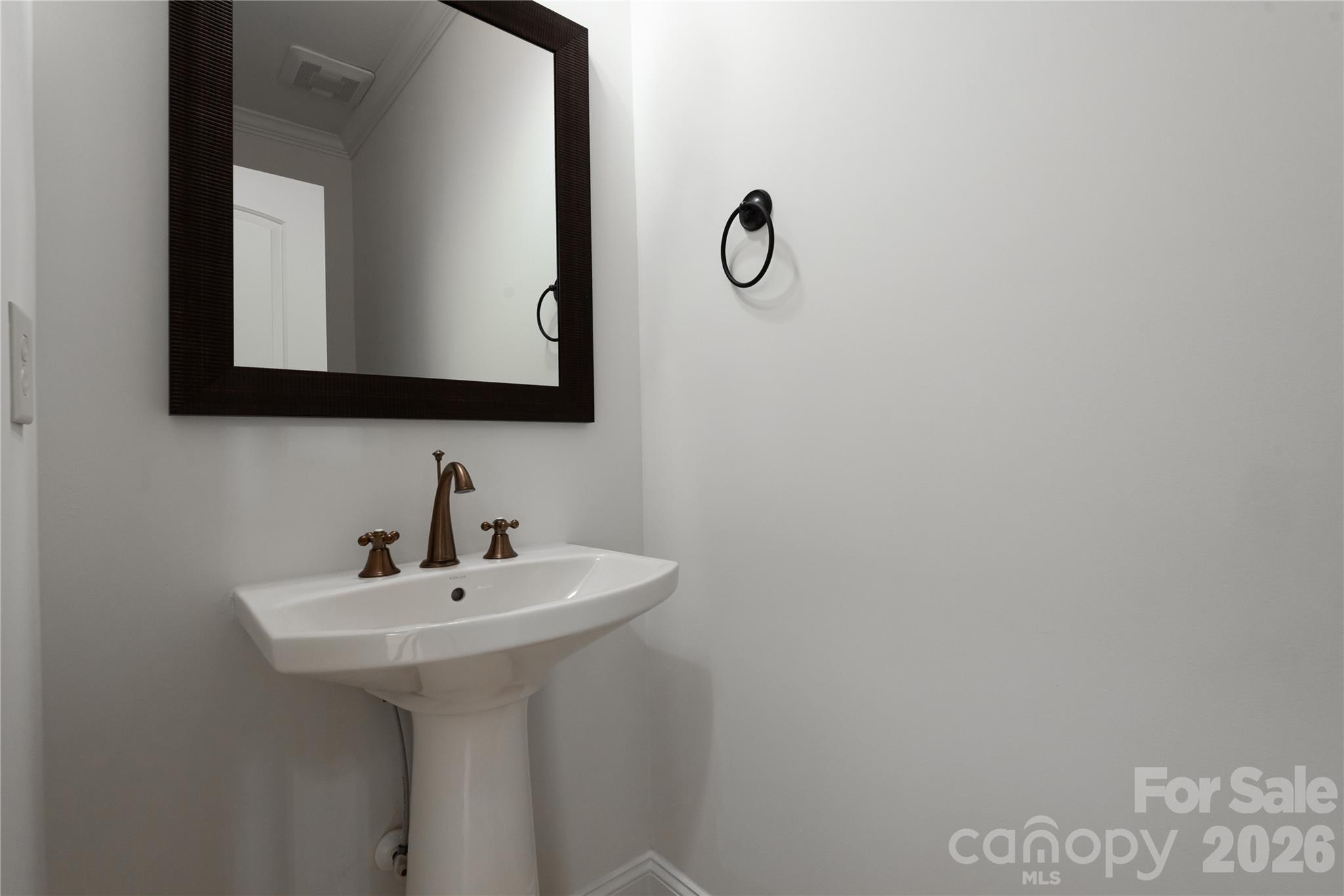 939 Linda Lane Property Photo 16