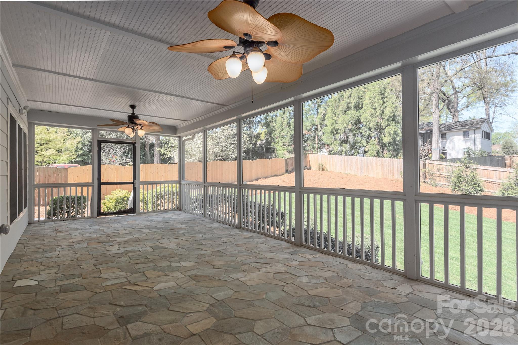 939 Linda Lane Property Photo 35