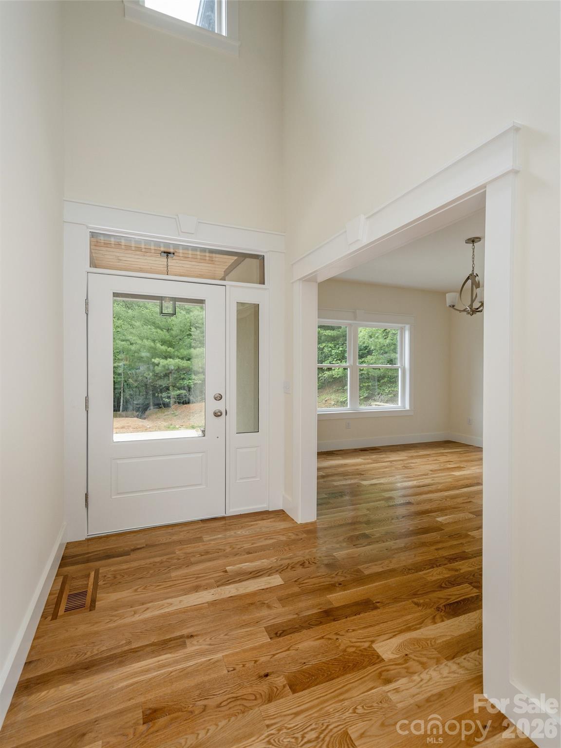 366 Mistletoe Trail Property Photo 4