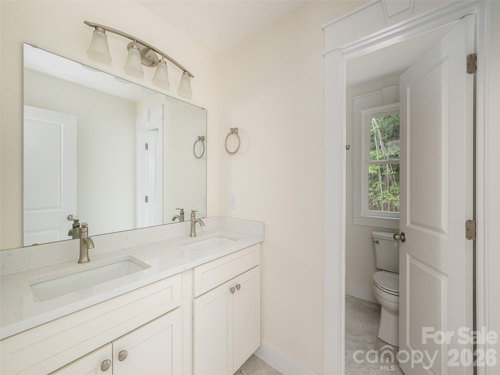 366 Mistletoe Trail Property Photo 23