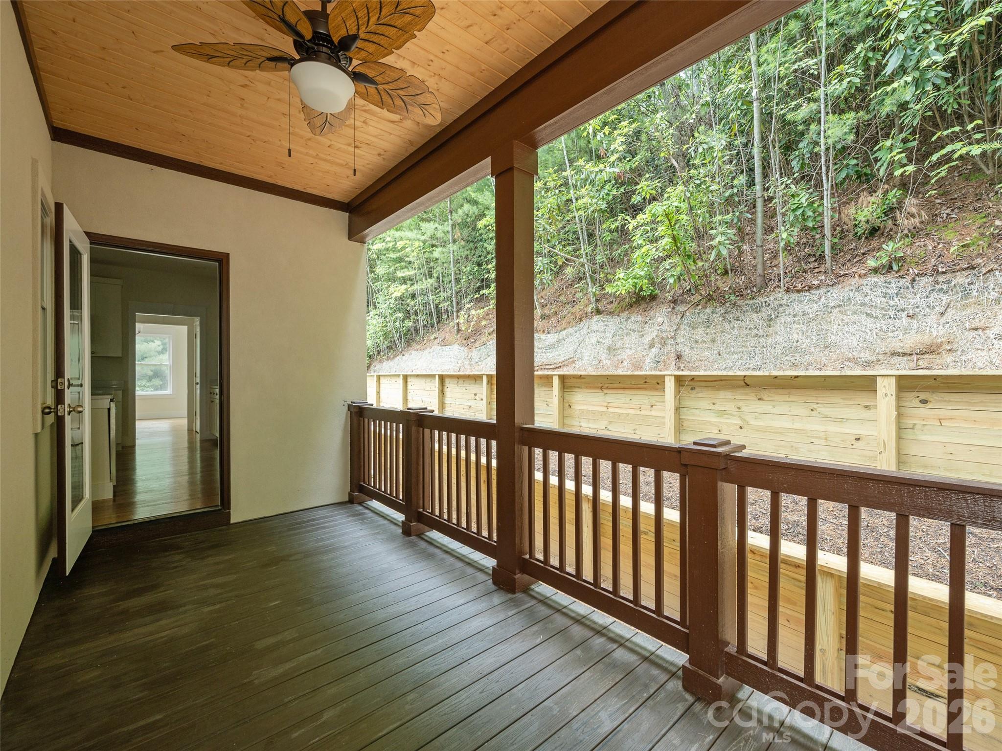 366 Mistletoe Trail Property Photo 28
