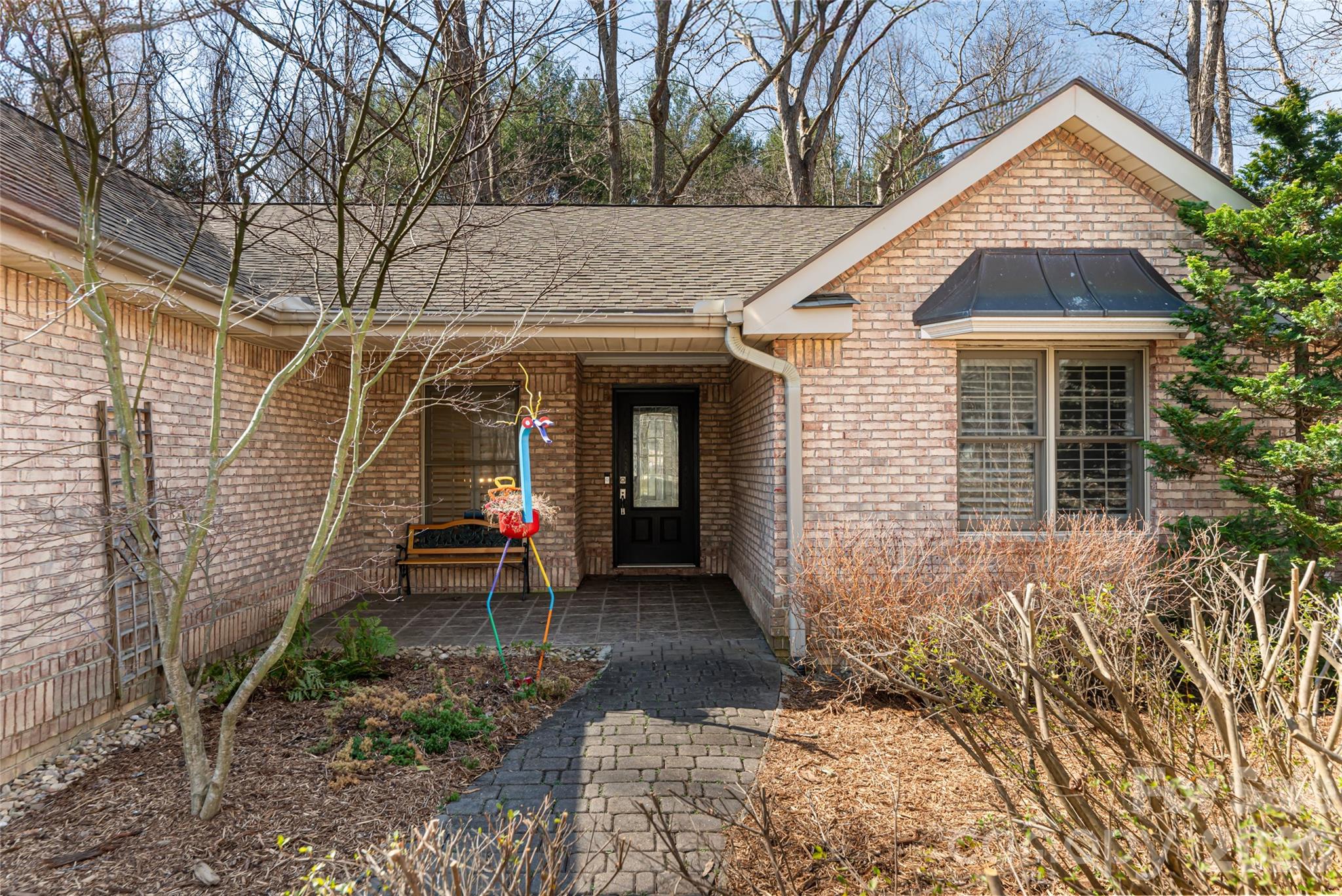 106 Oak Hollow Court Property Photo 6