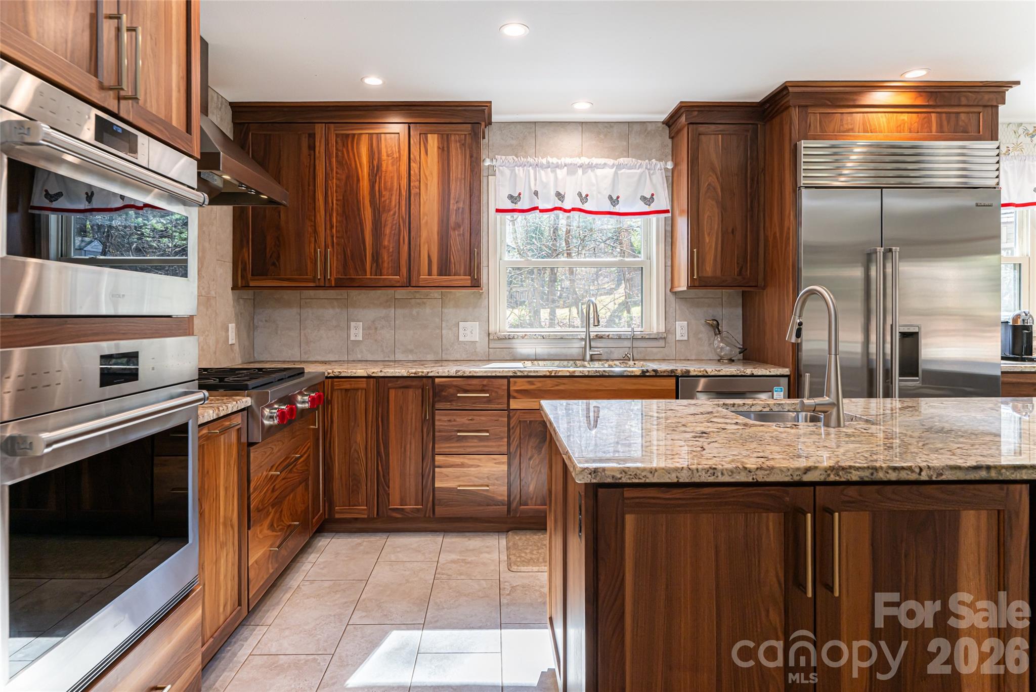 106 Oak Hollow Court Property Photo 15