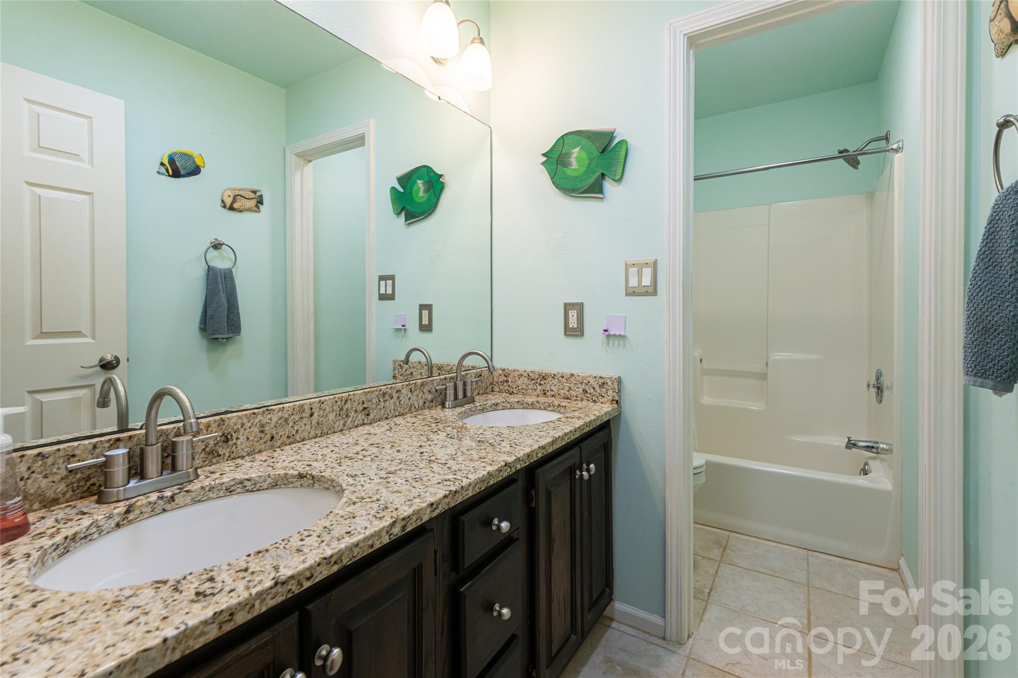 106 Oak Hollow Court Property Photo 29