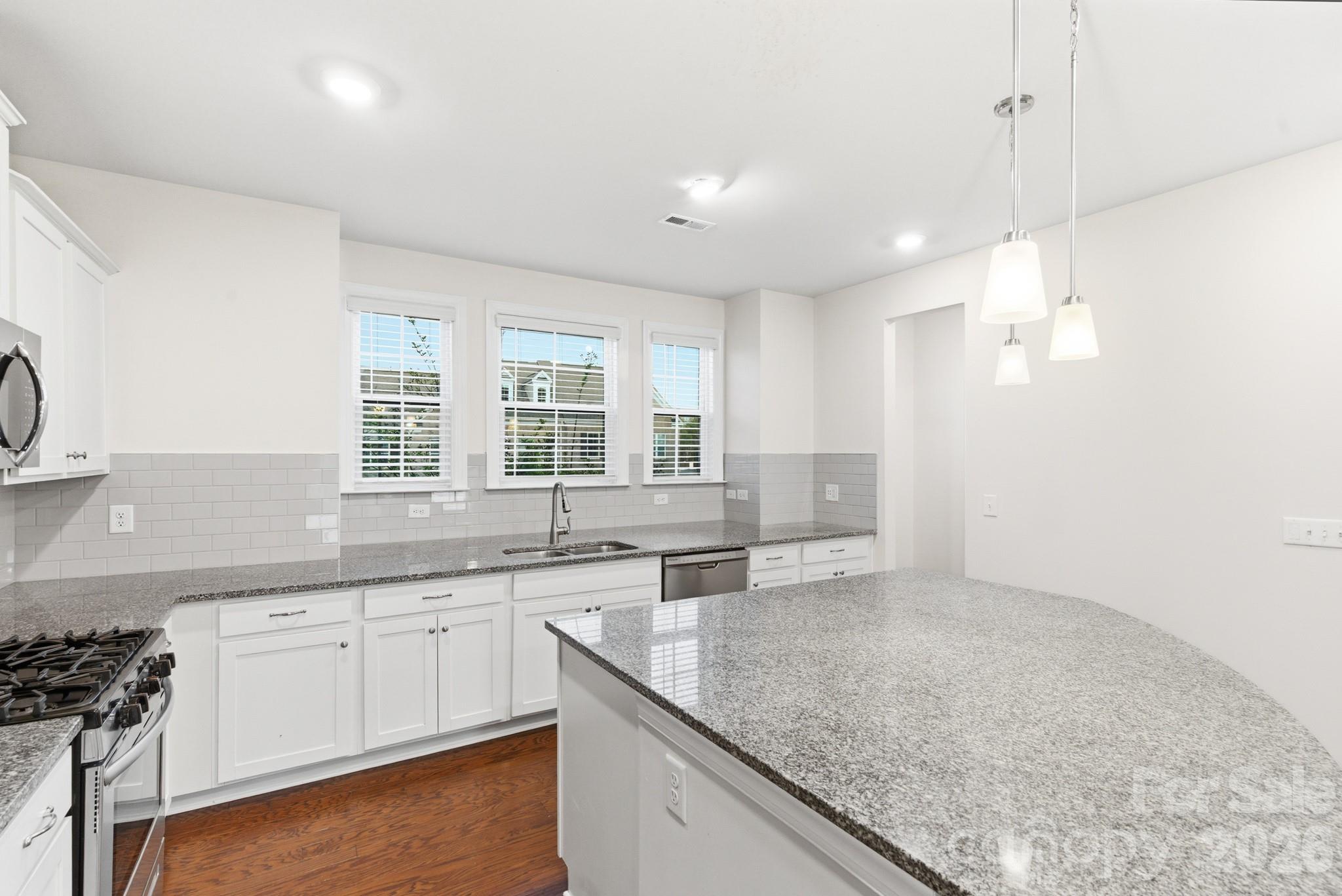 11515 Red Rust Lane Property Photo 16
