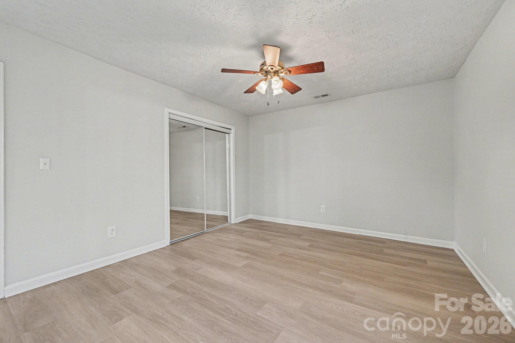 113 Haven Lane Property Photo 4