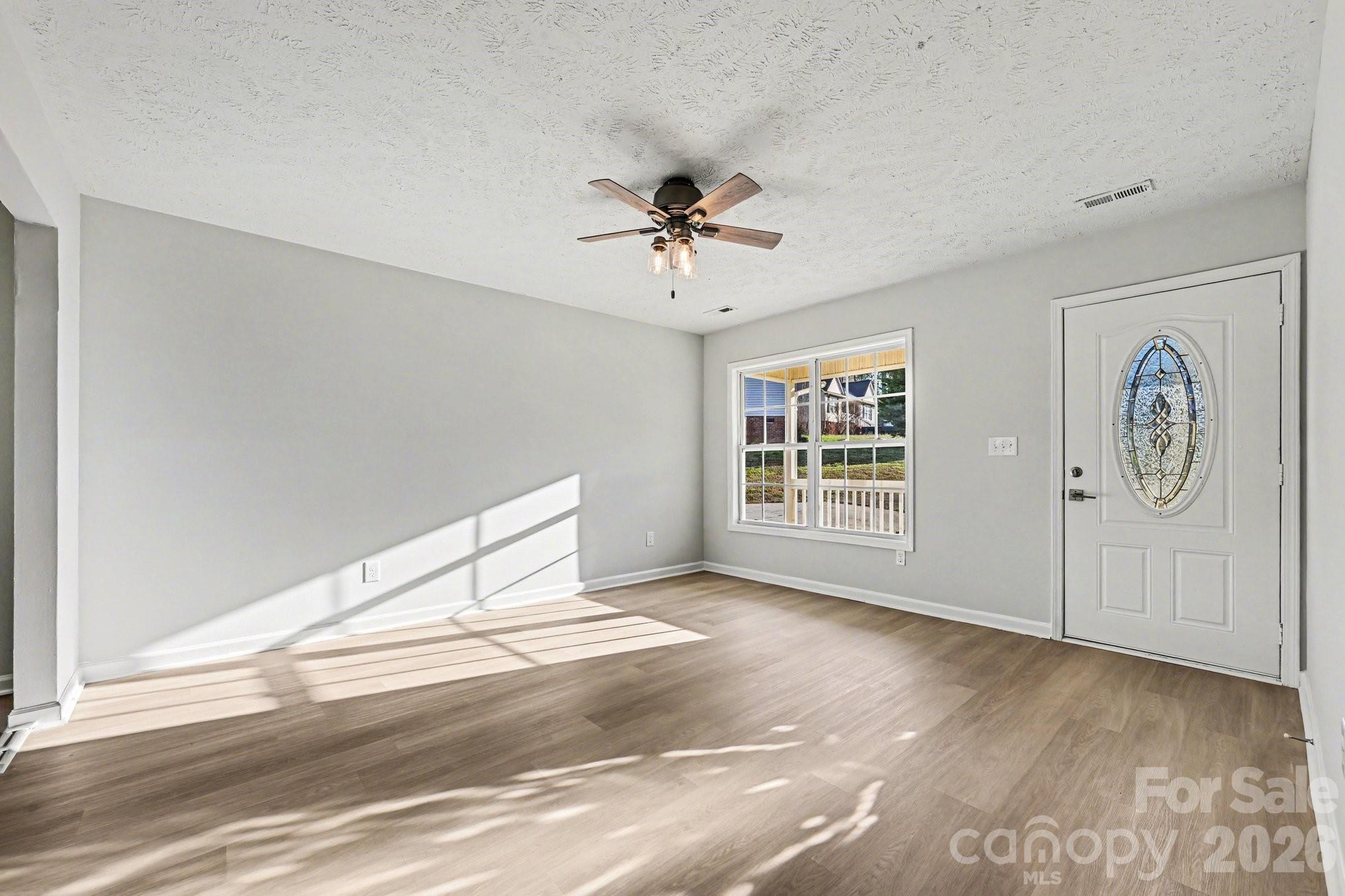 113 Haven Lane Property Photo 7