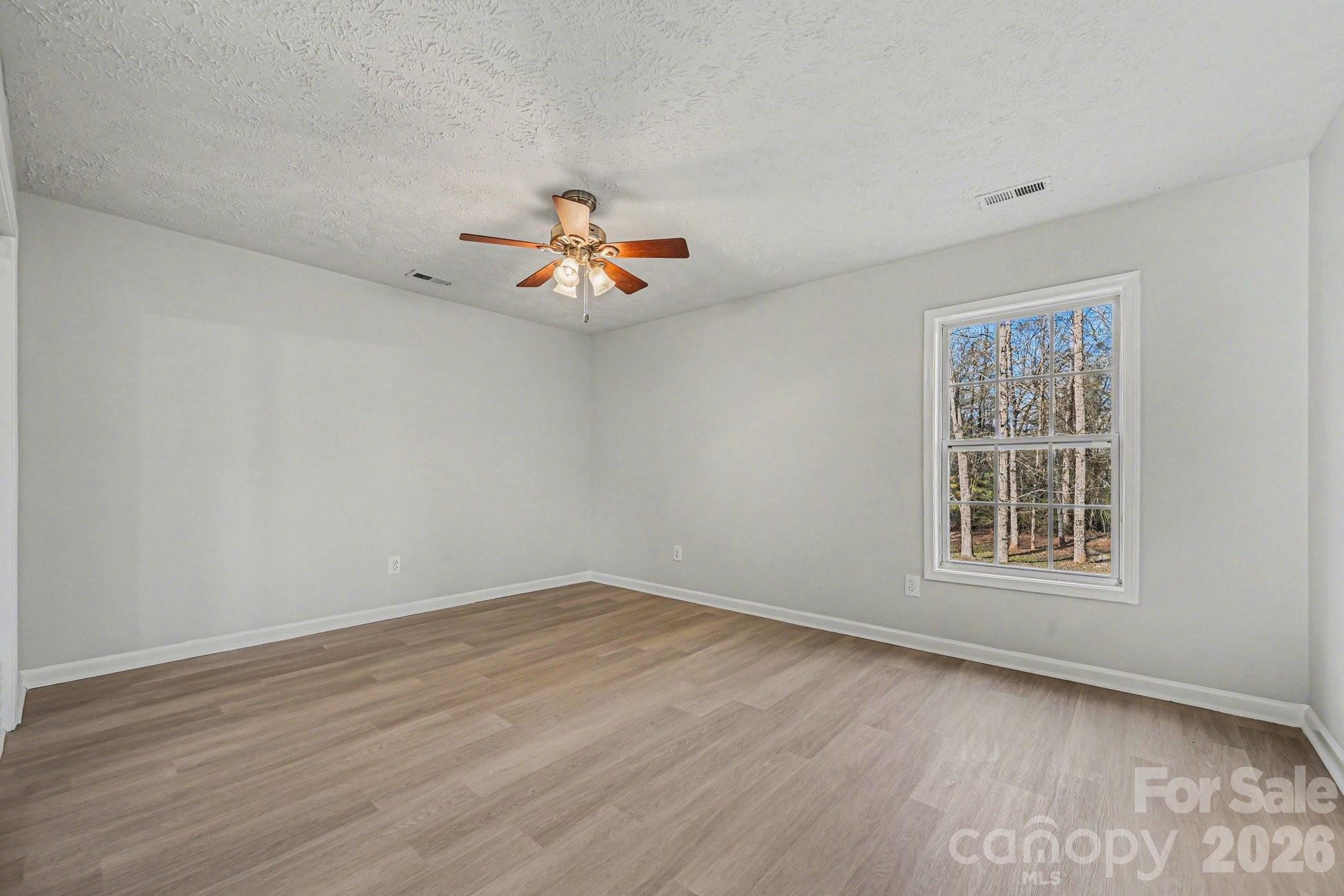 113 Haven Lane Property Photo 9