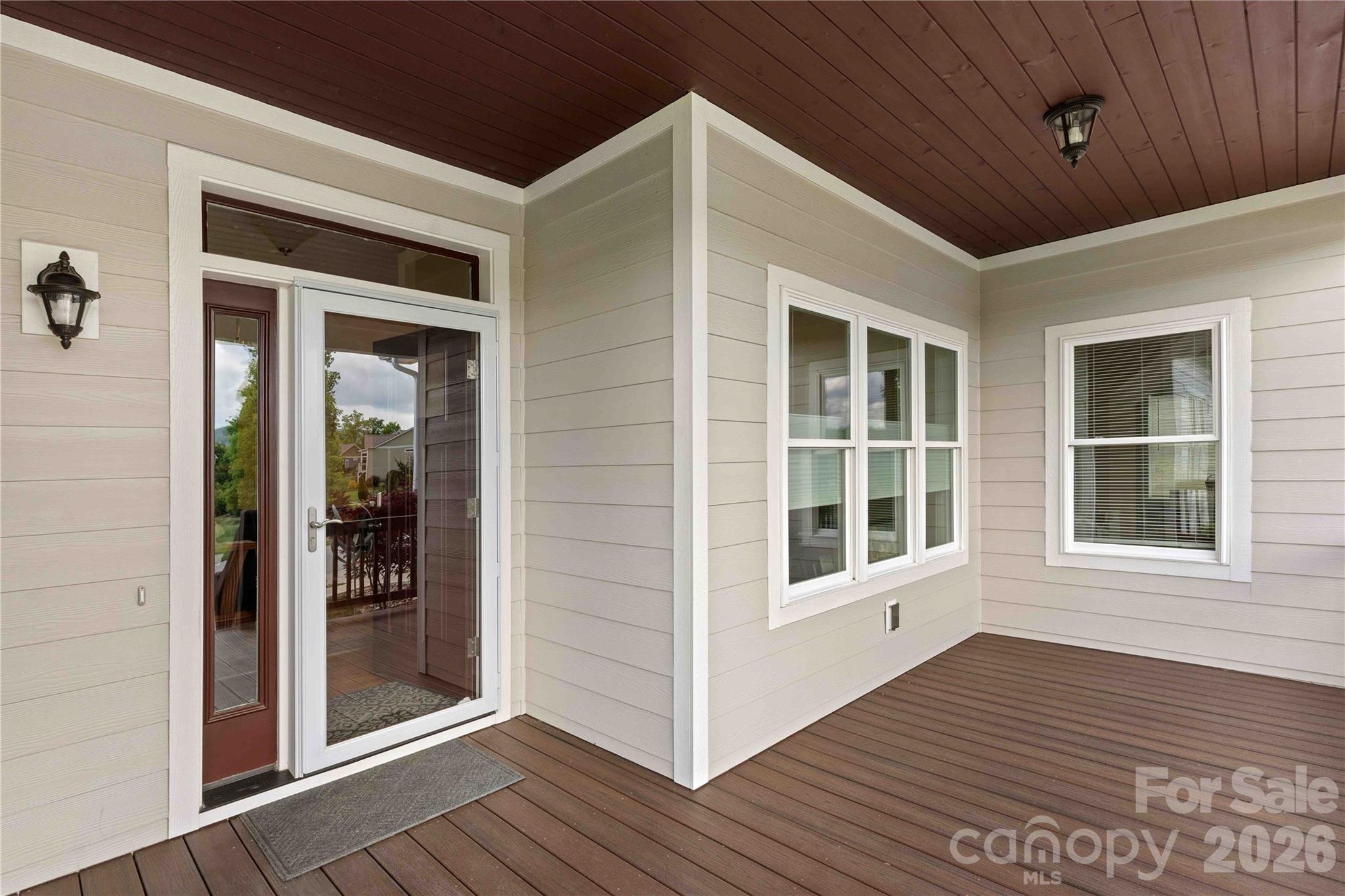 806 Blacksmith Run Drive Property Photo 4
