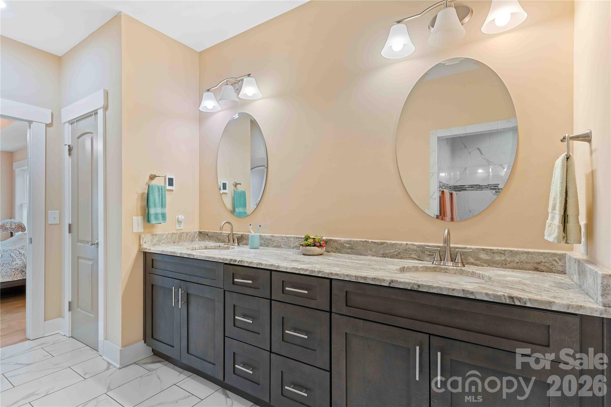 806 Blacksmith Run Drive Property Photo 16