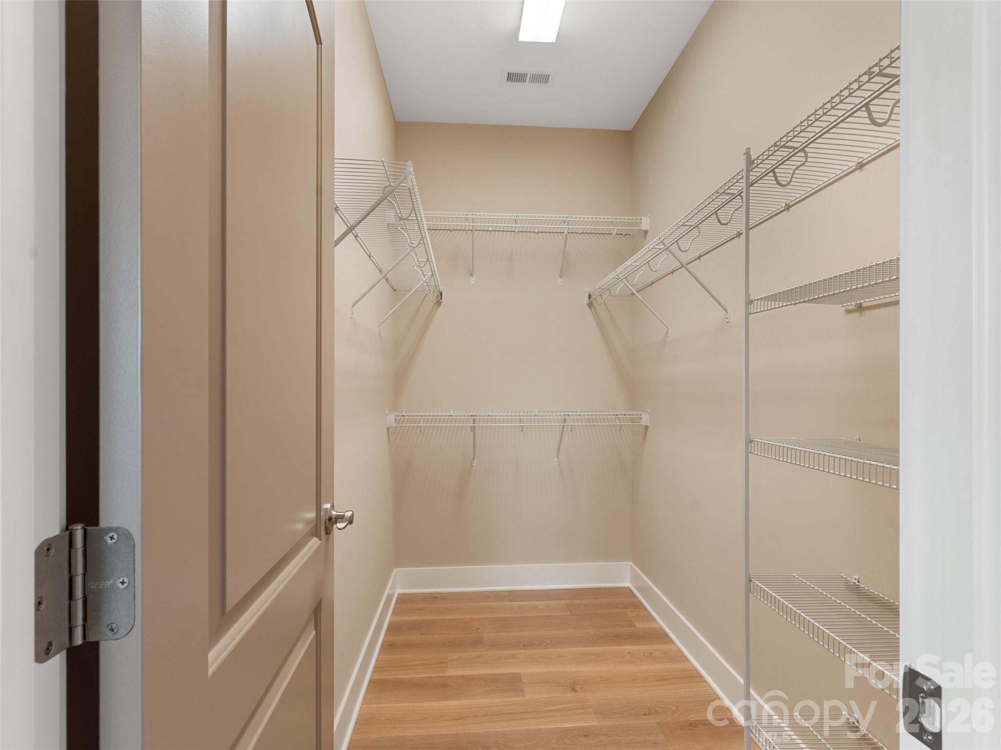 806 Blacksmith Run Drive Property Photo 18