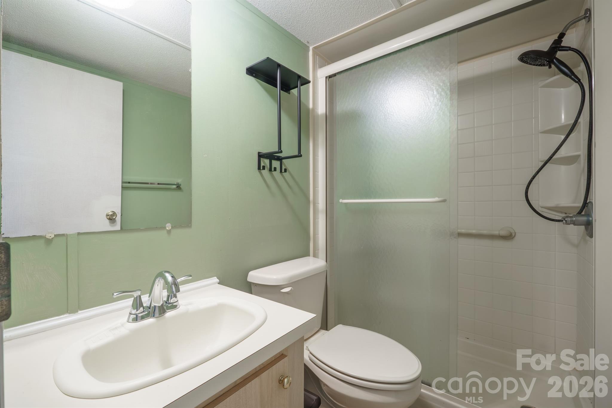 222 Summertree Drive Property Photo 19