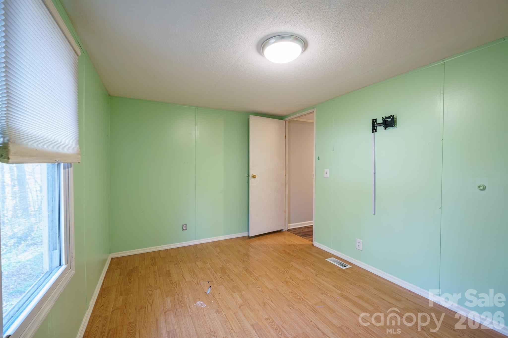222 Summertree Drive Property Photo 21