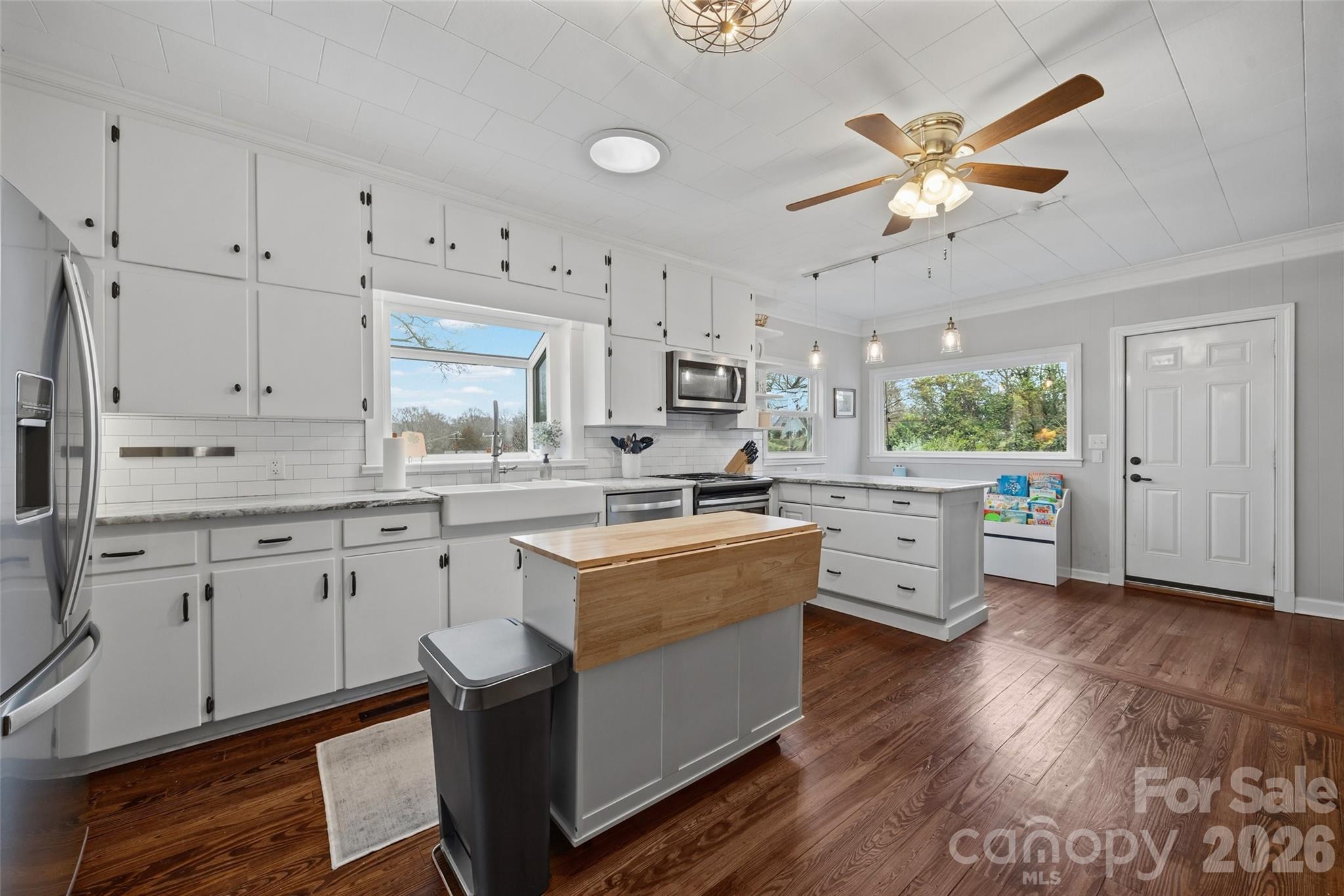 411 Williamson Street Property Photo 14