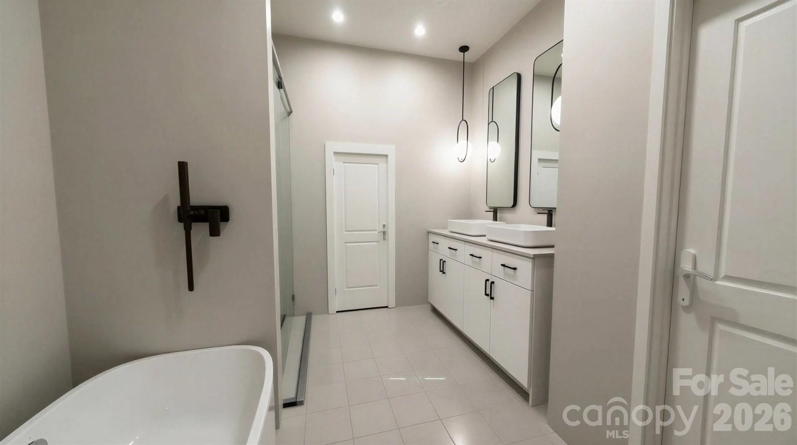 753 Chatsworth Circle Property Photo 8