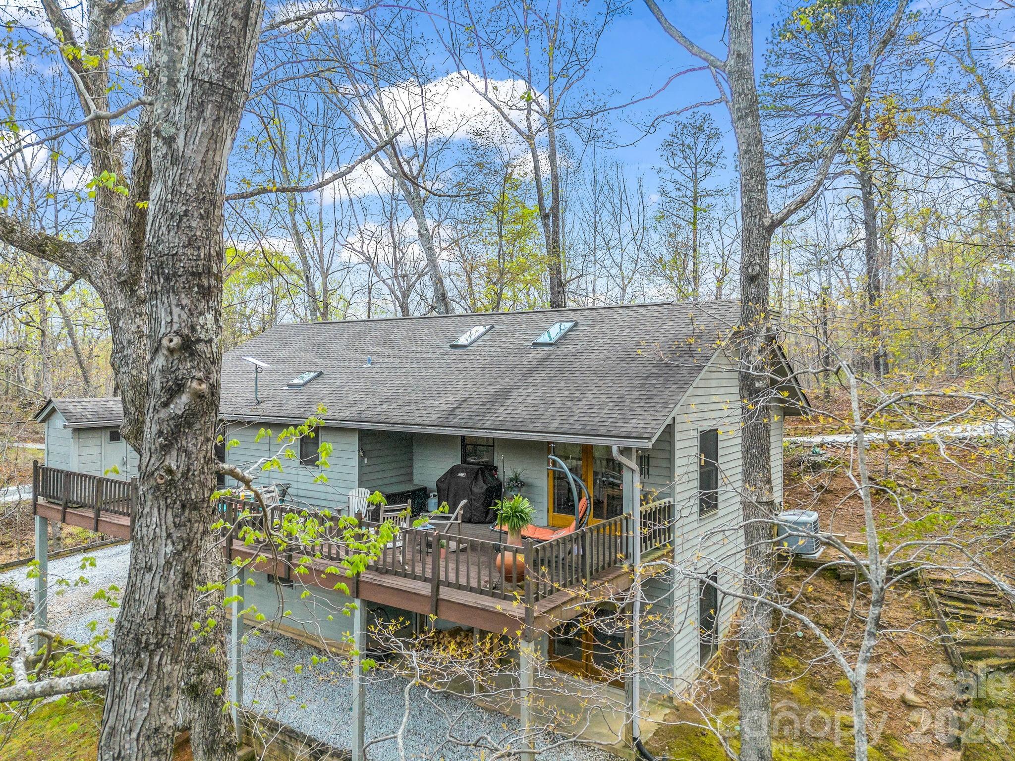 780 Rixhaven Drive Property Photo 7