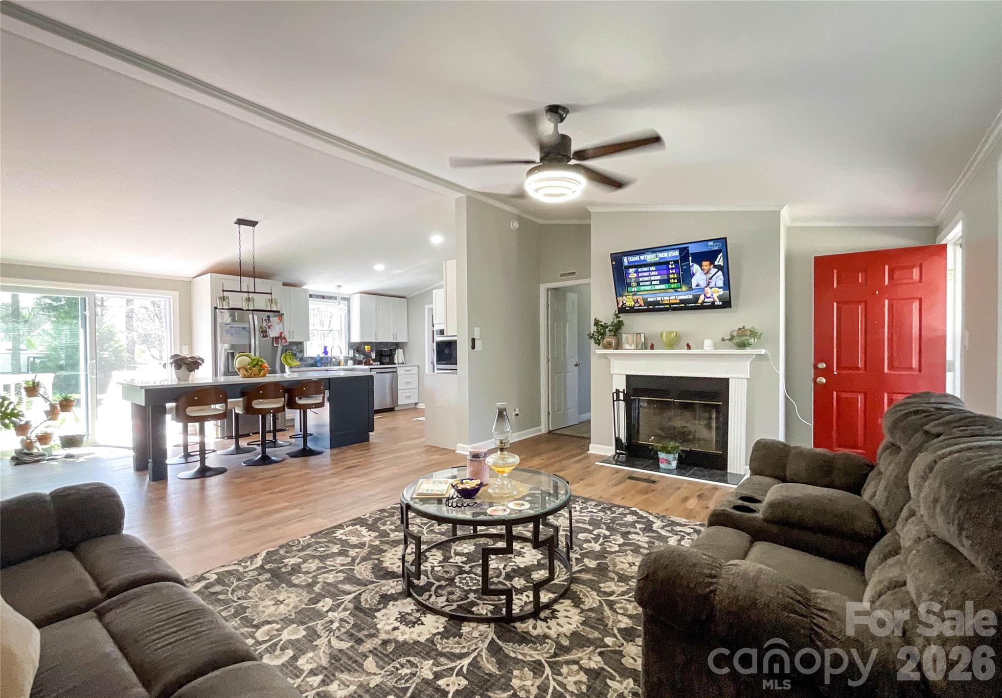 7706 Davis Road Property Photo 11