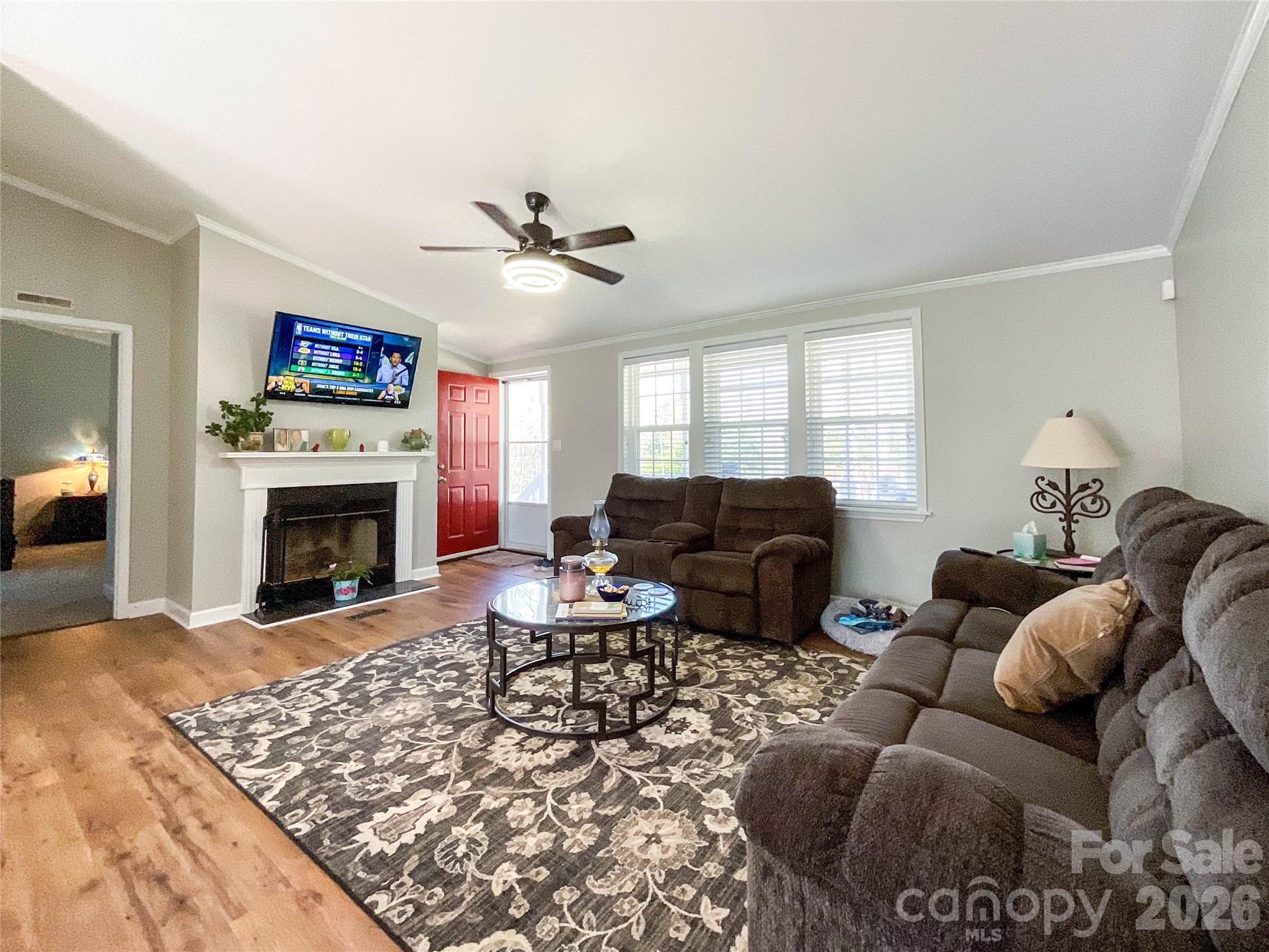 7706 Davis Road Property Photo 12
