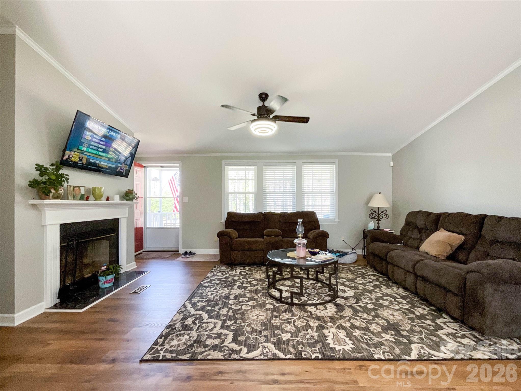 7706 Davis Road Property Photo 14