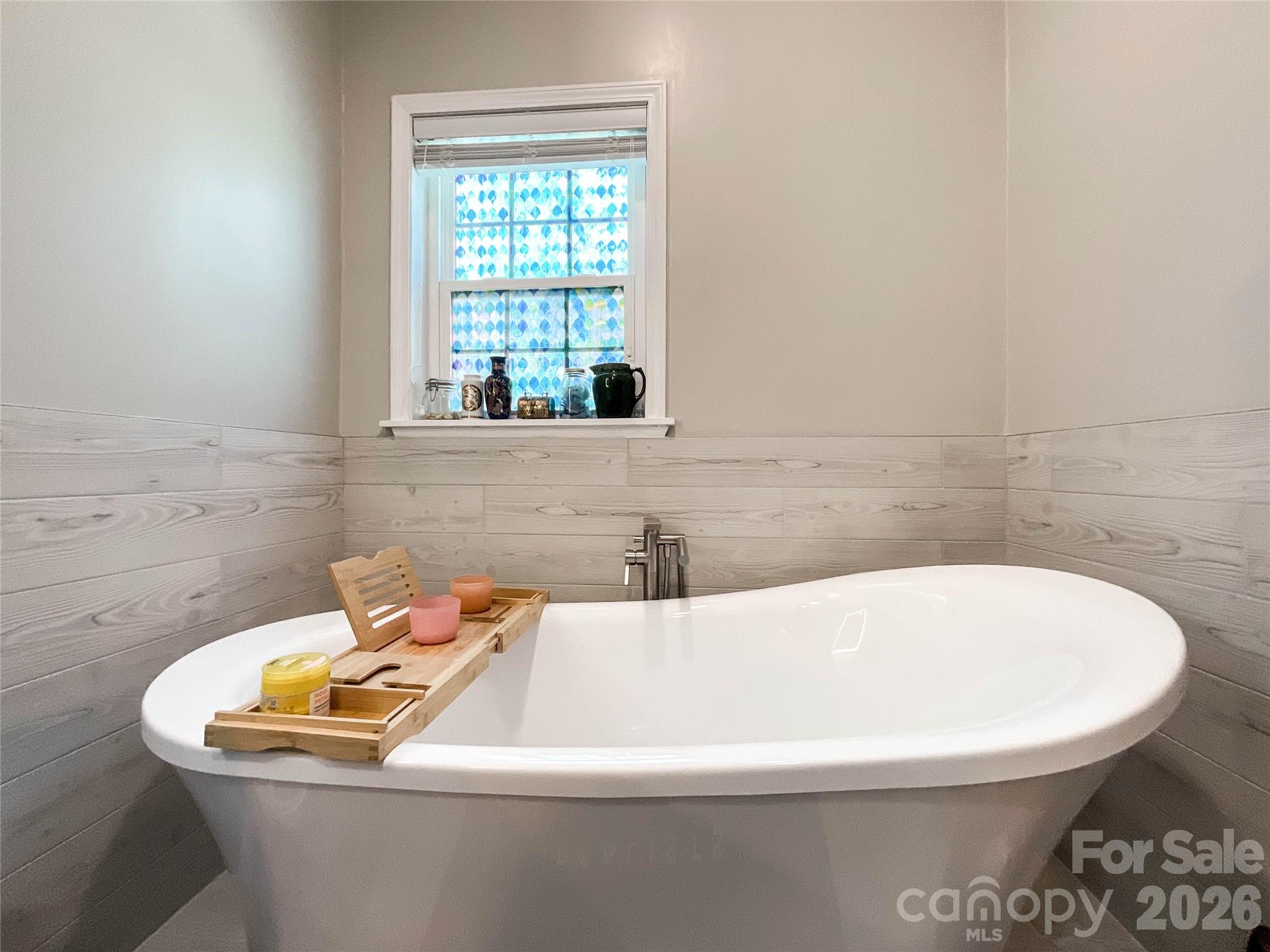 7706 Davis Road Property Photo 25