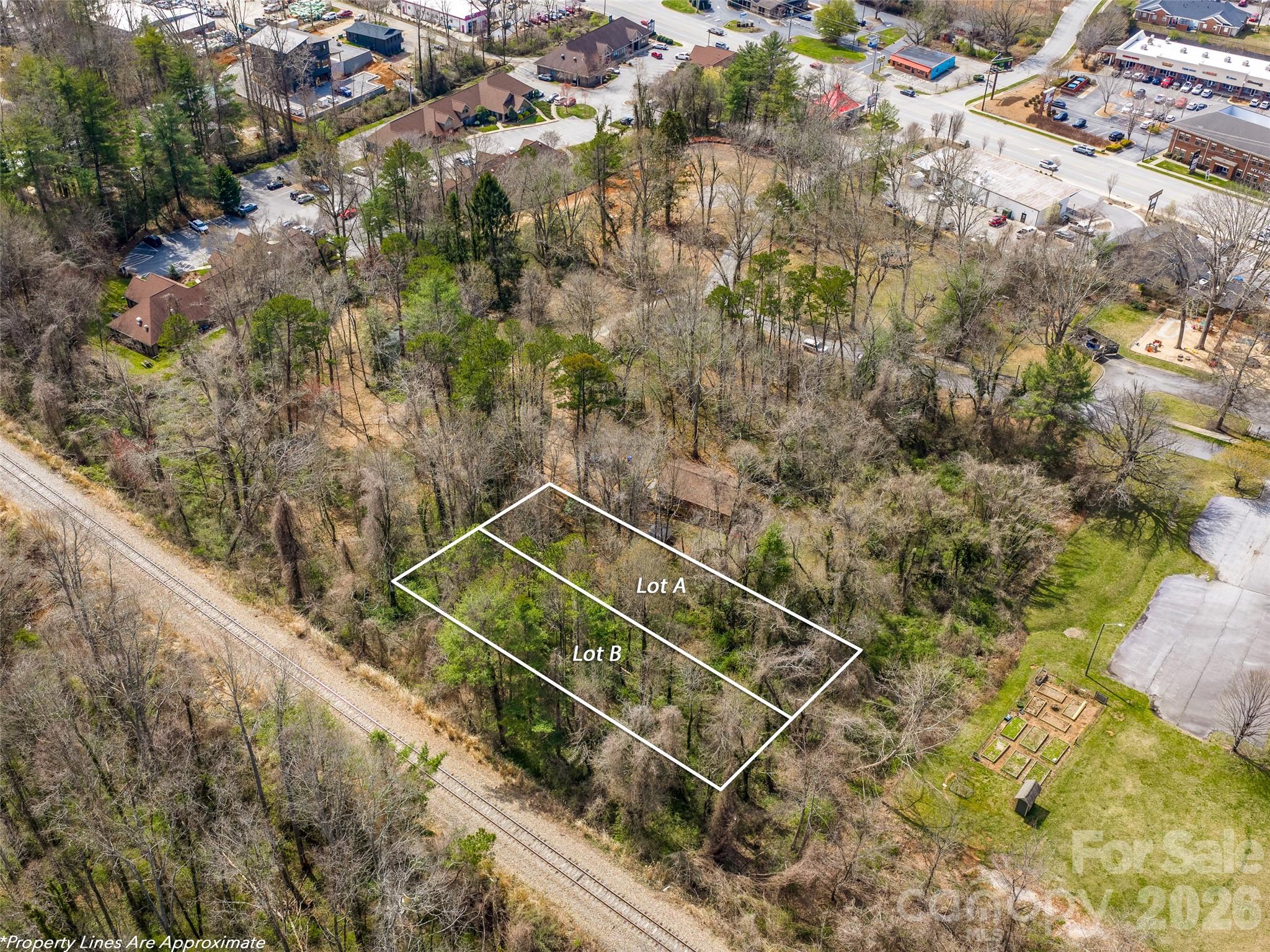 99999 Summit Avenue A & B Property Photo 6