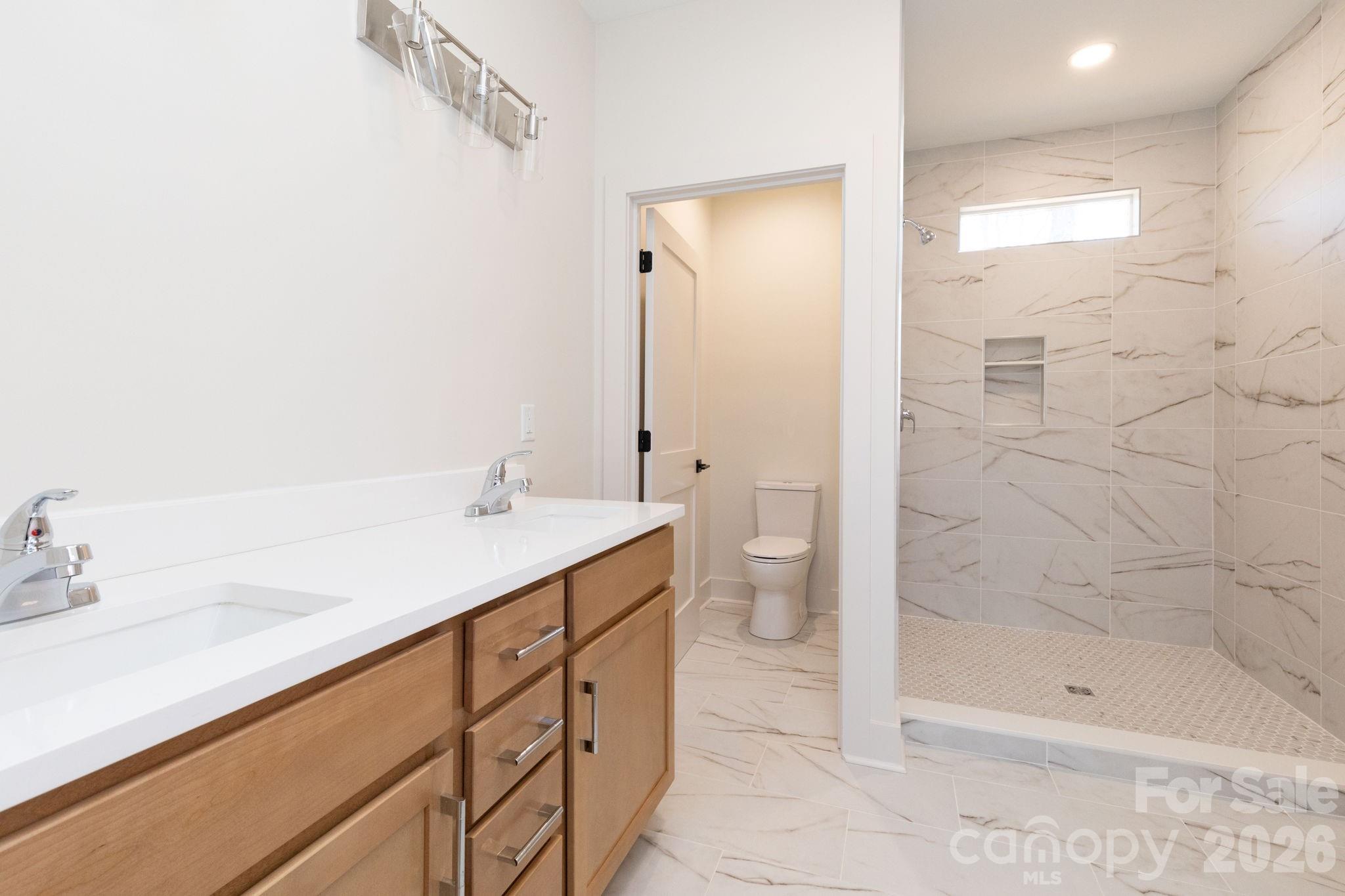 137 E Arbutus Trail Property Photo 14