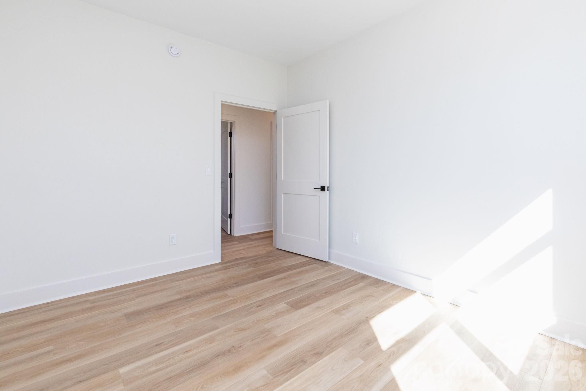 137 E Arbutus Trail Property Photo 17