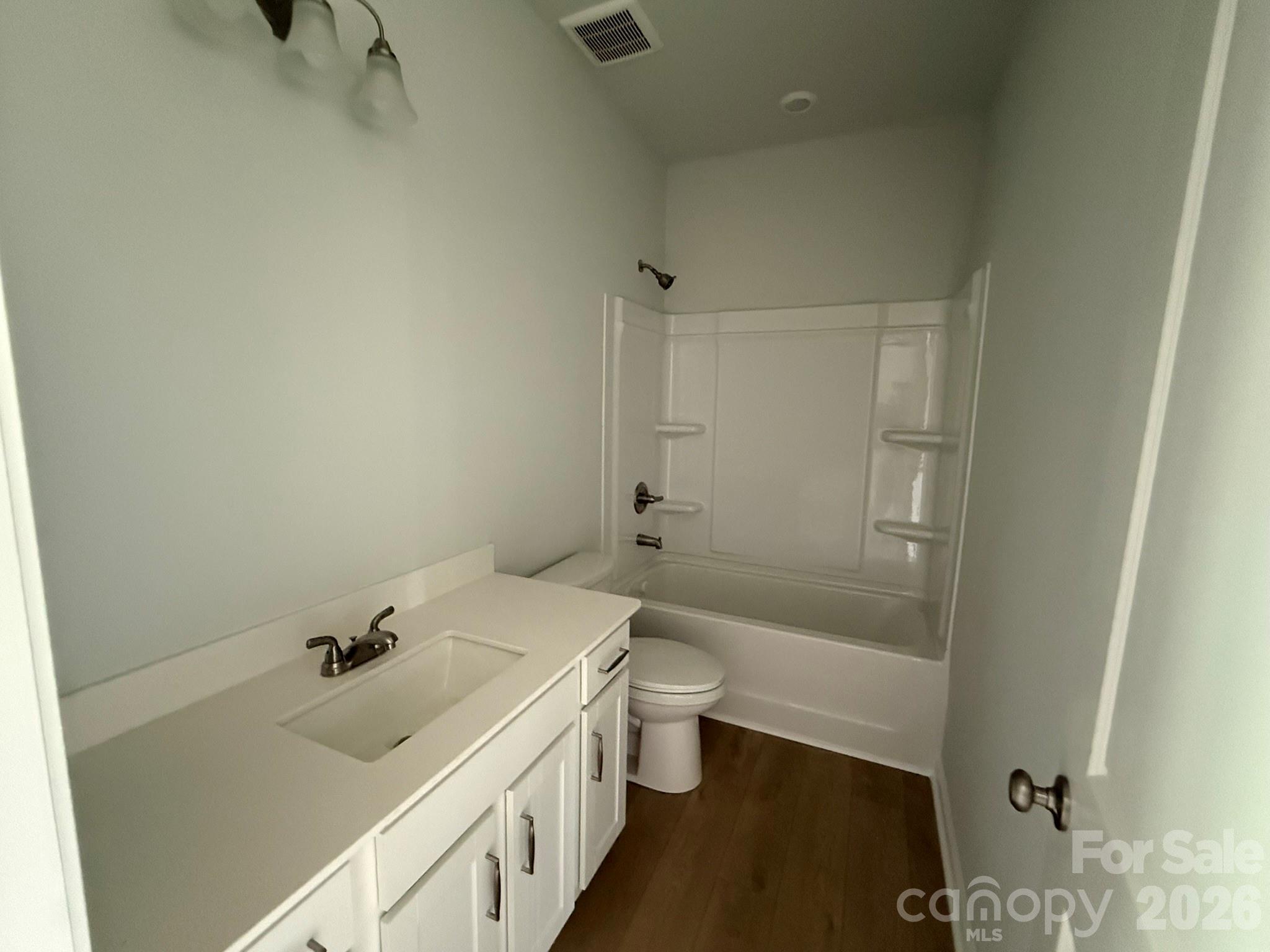 1305 Bansal Drive 173 Property Photo 4