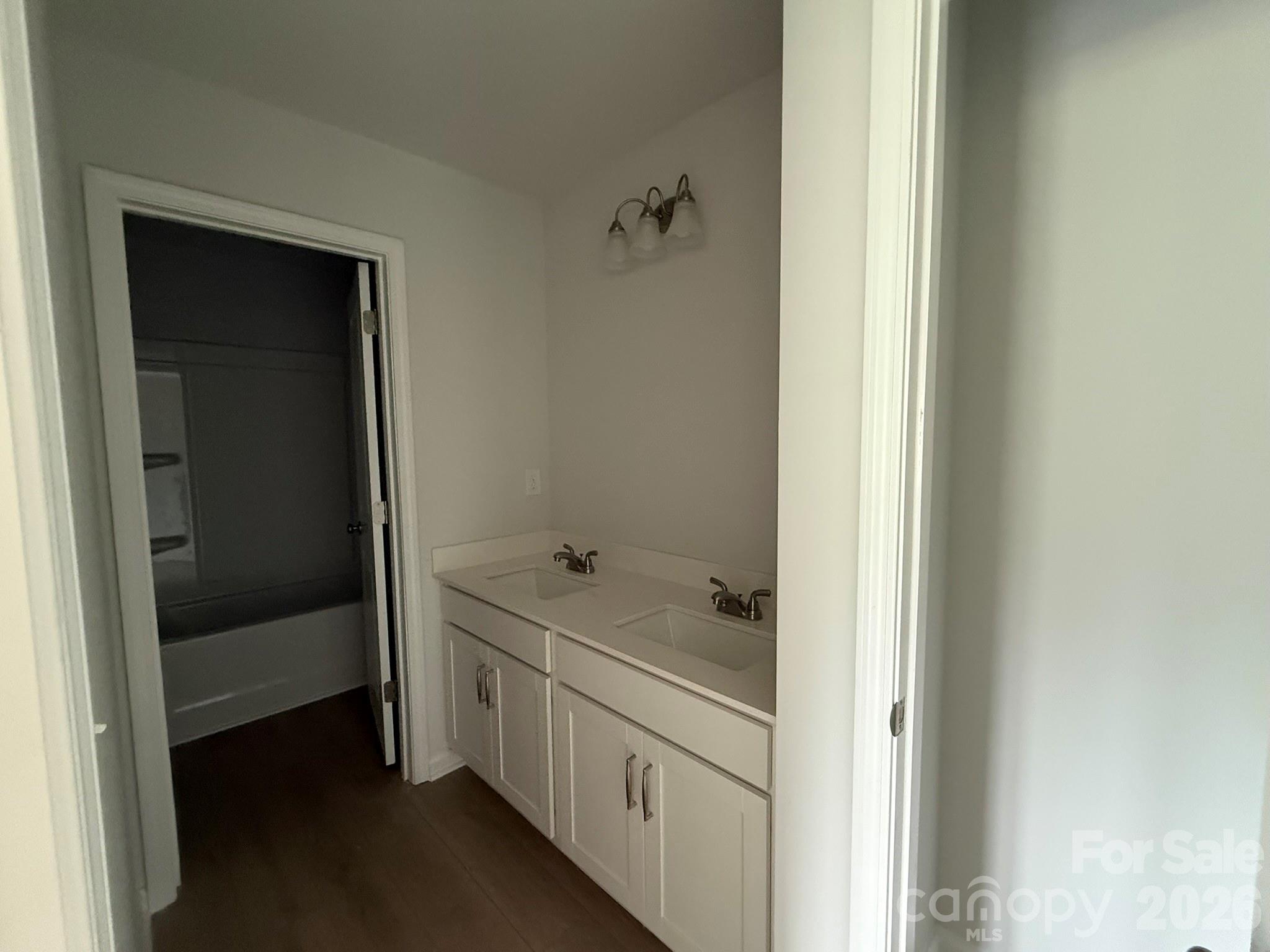 1305 Bansal Drive 173 Property Photo 18
