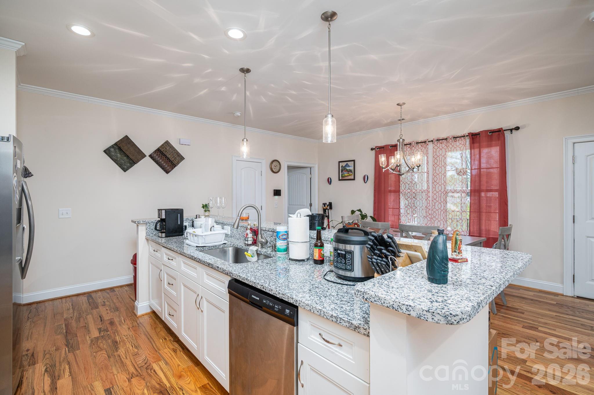 209 Wood Street Property Photo 14