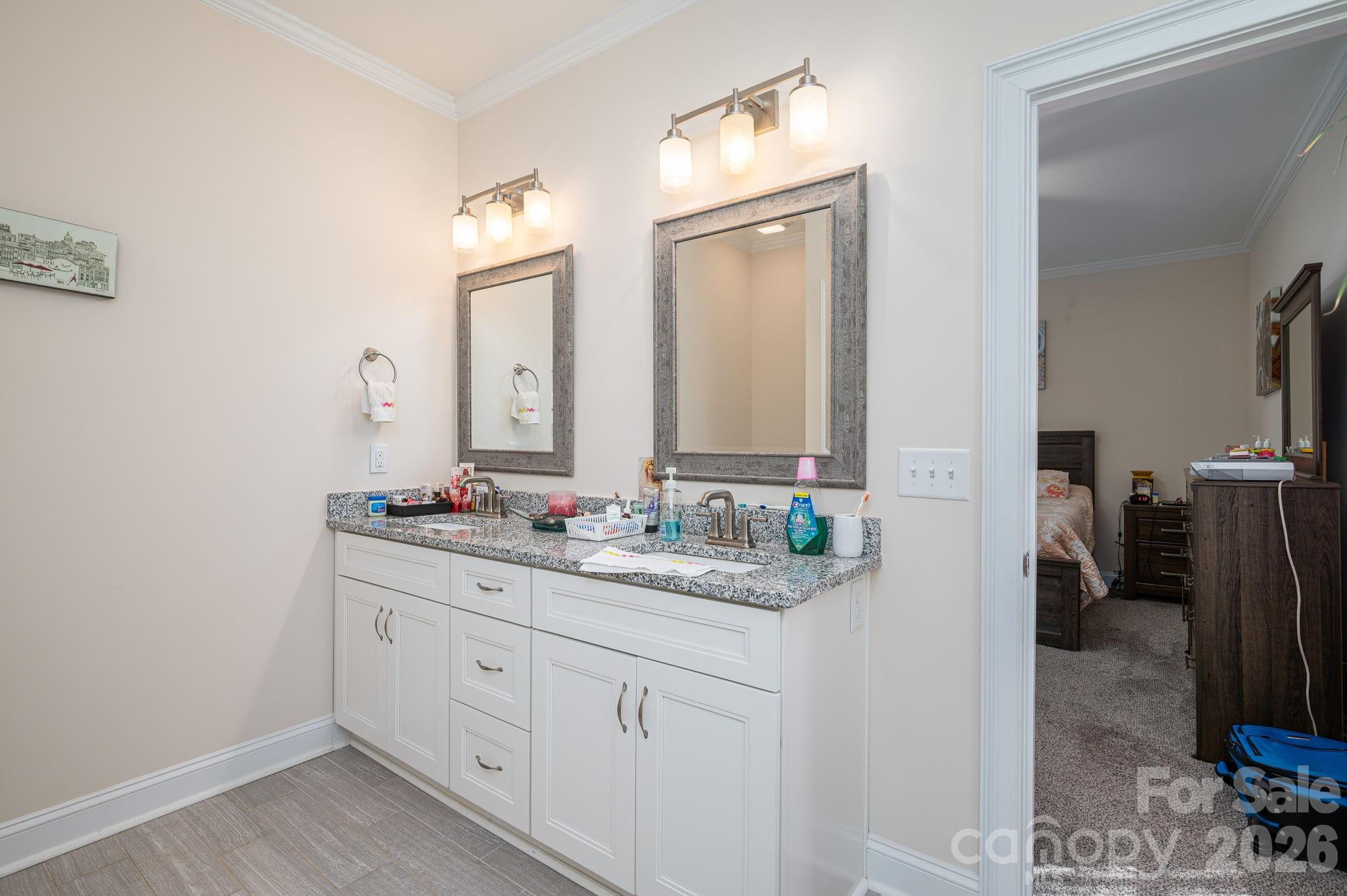 209 Wood Street Property Photo 20
