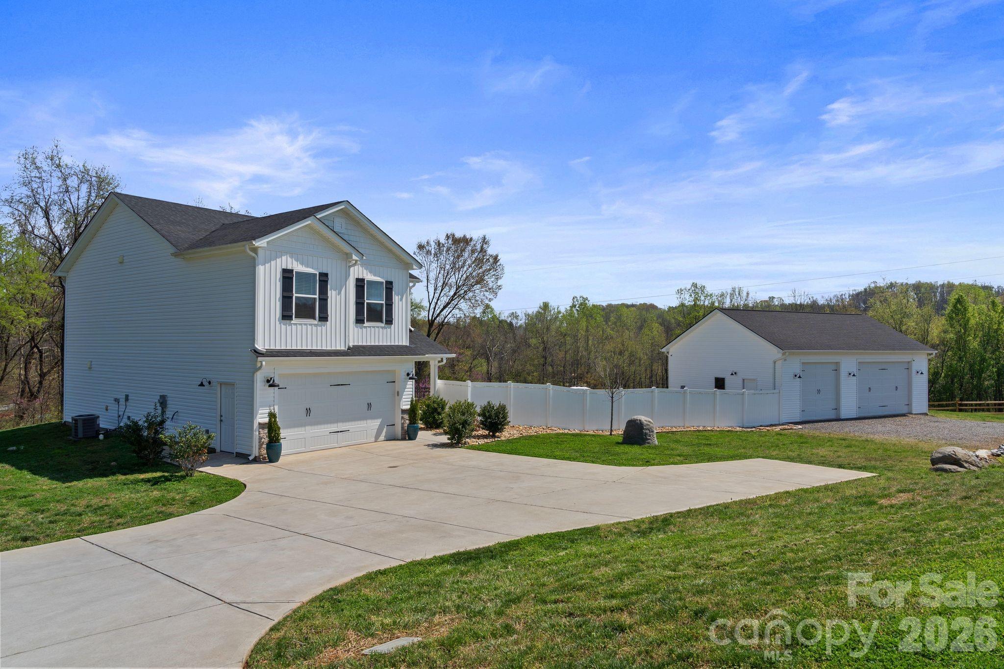 467 Hoover Road Property Photo 1