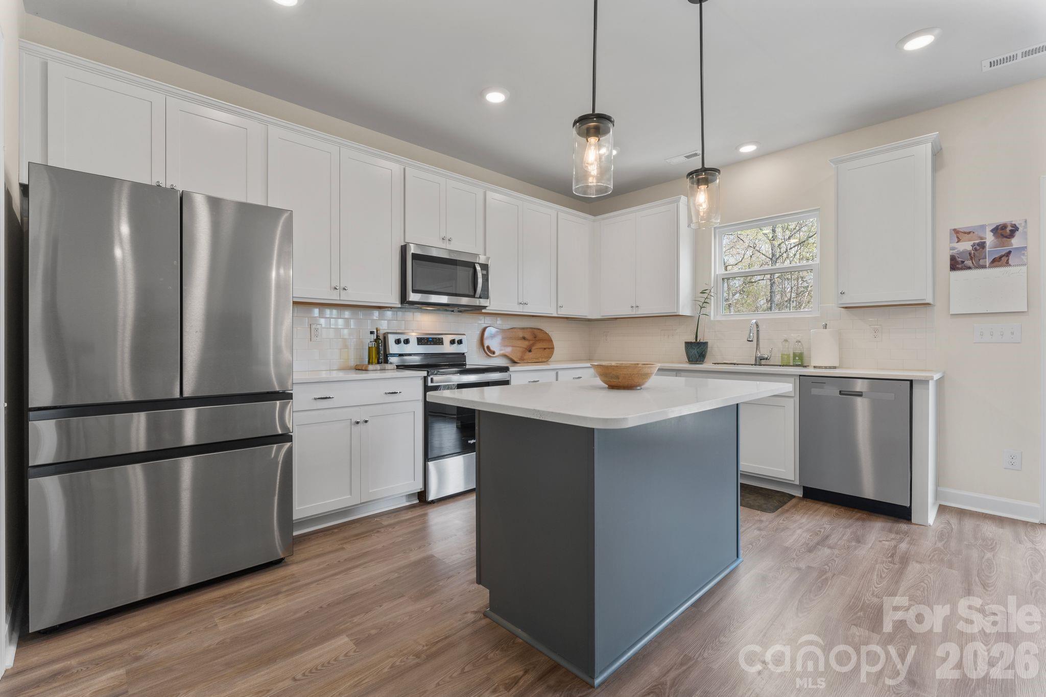 467 Hoover Road Property Photo 4