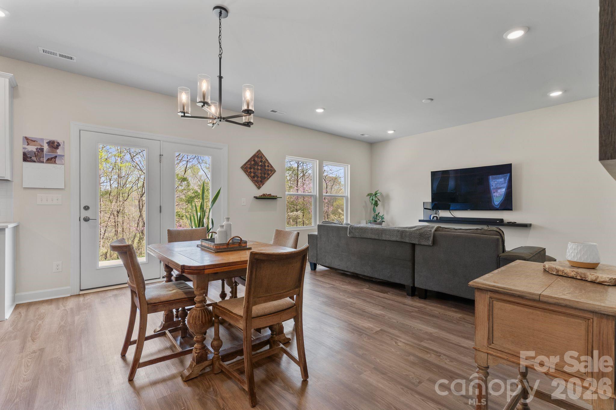 467 Hoover Road Property Photo 11