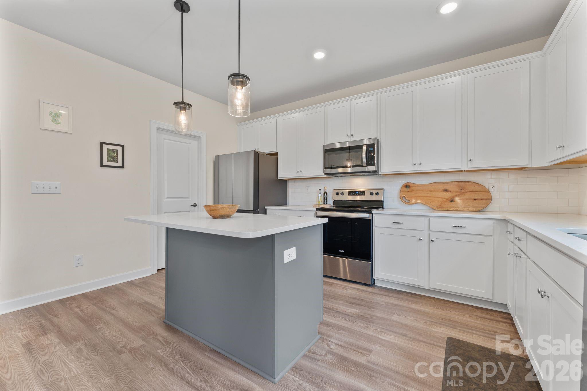 467 Hoover Road Property Photo 12