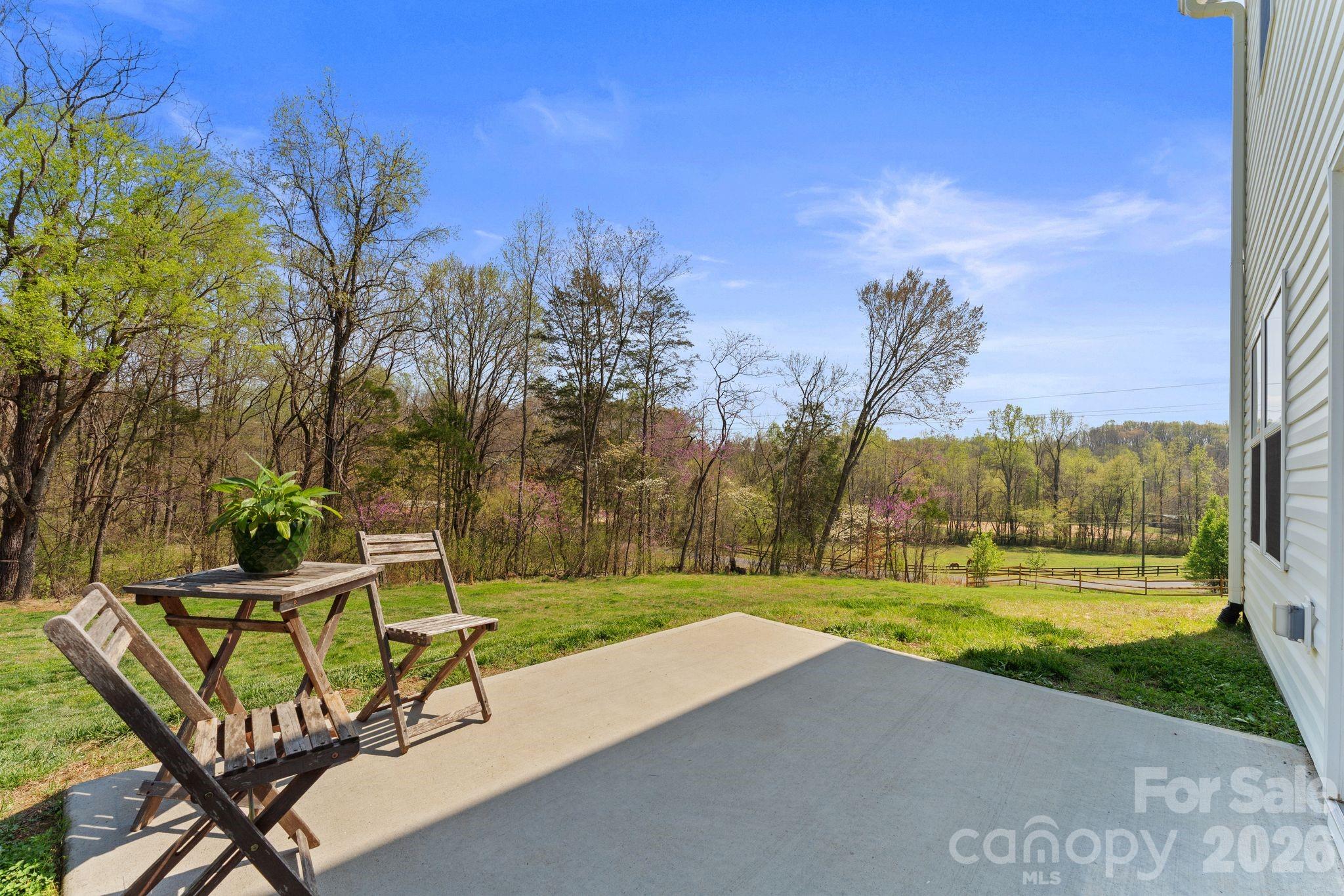 467 Hoover Road Property Photo 28