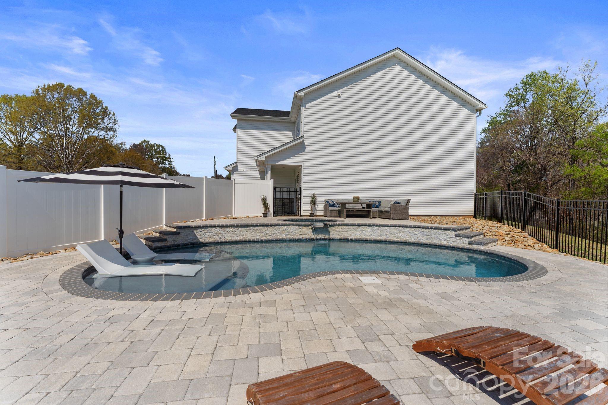 467 Hoover Road Property Photo 30