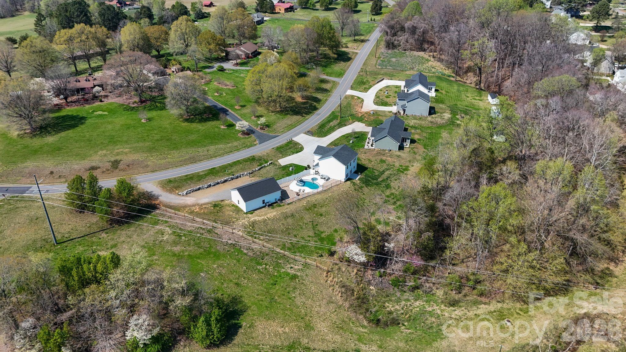 467 Hoover Road Property Photo 40