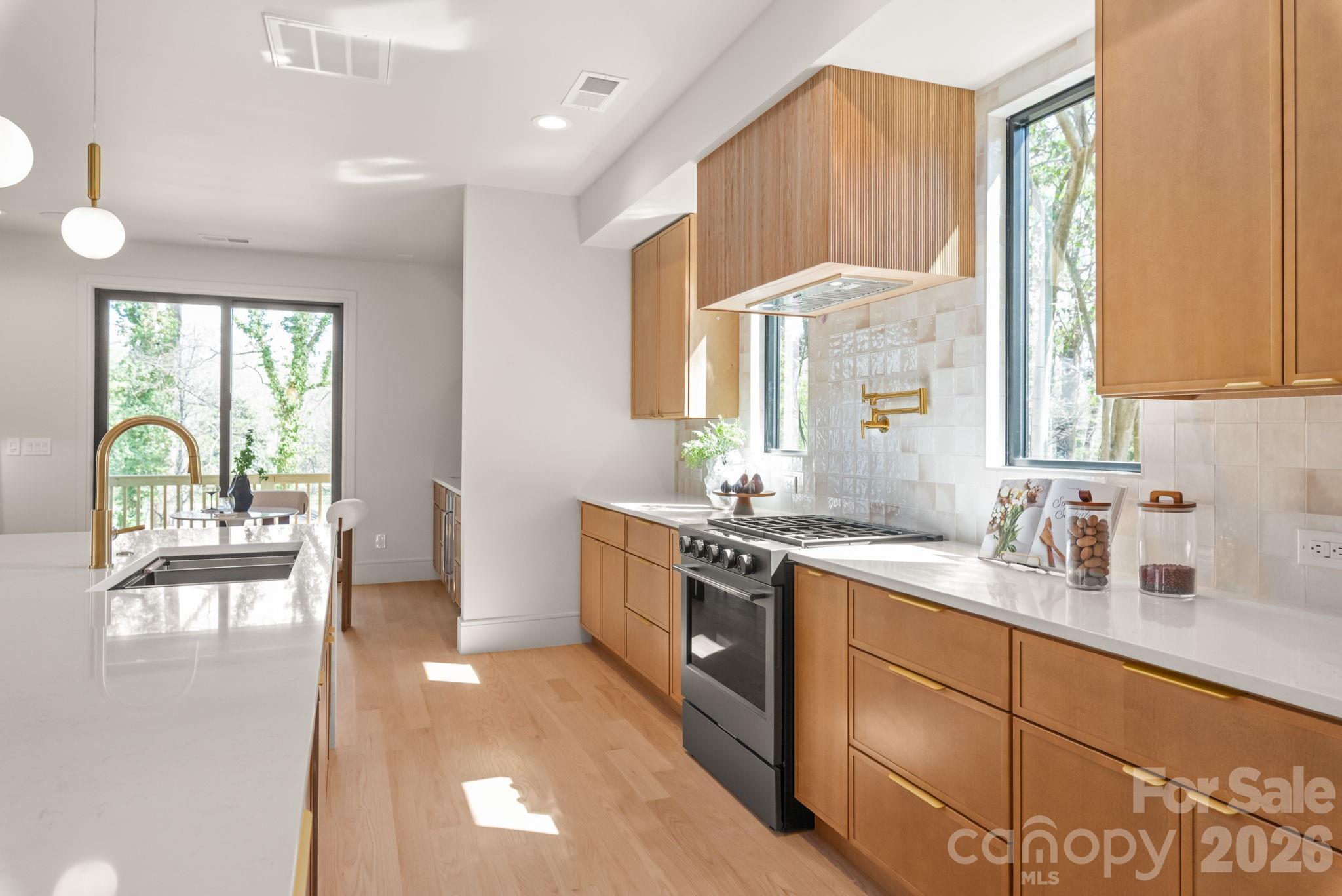 1814 Logie Avenue Property Photo 13