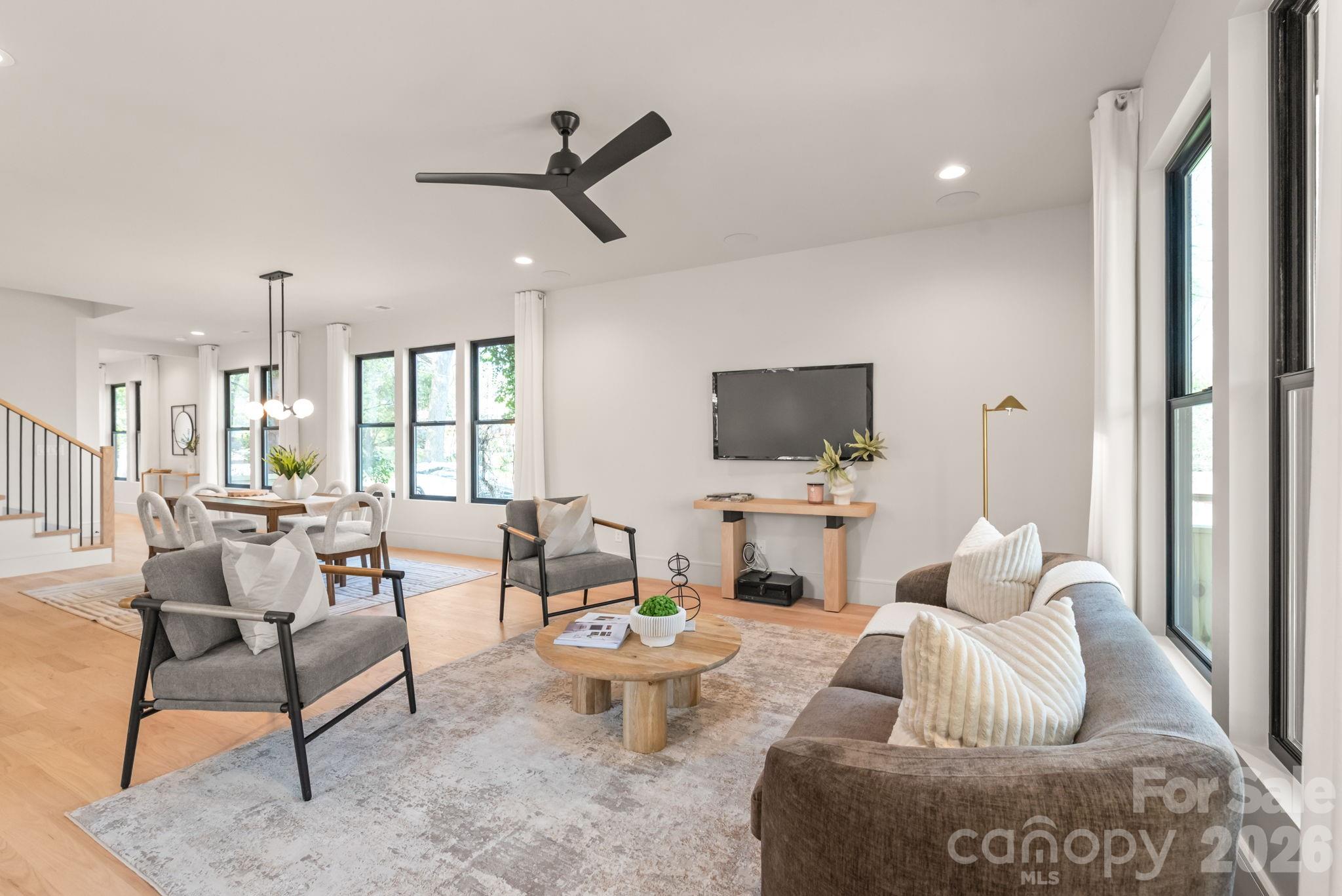 1814 Logie Avenue Property Photo 16