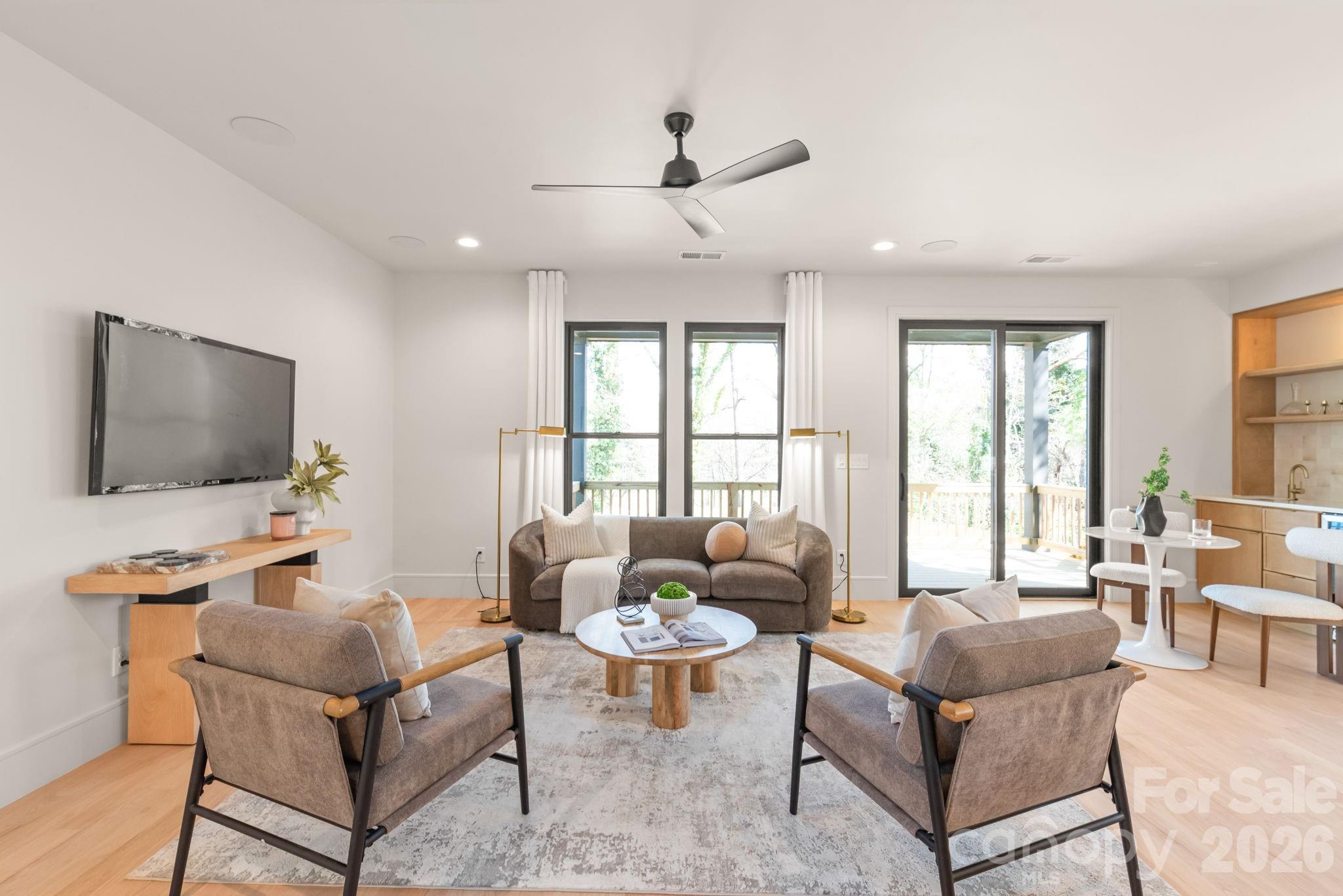 1814 Logie Avenue Property Photo 17